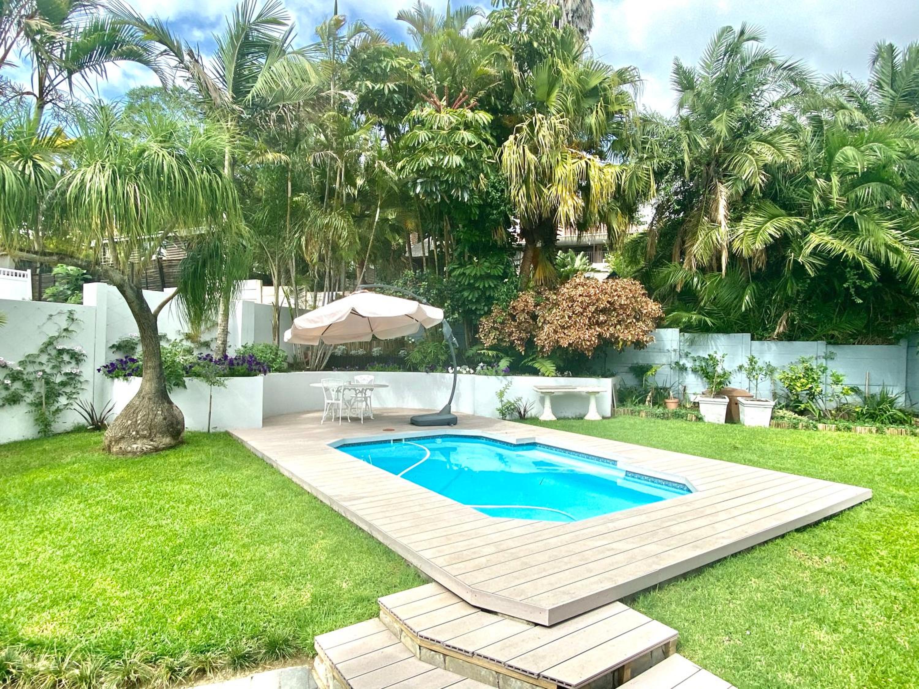 Deluxe Double or Twin Room with Pool View - Photo 2