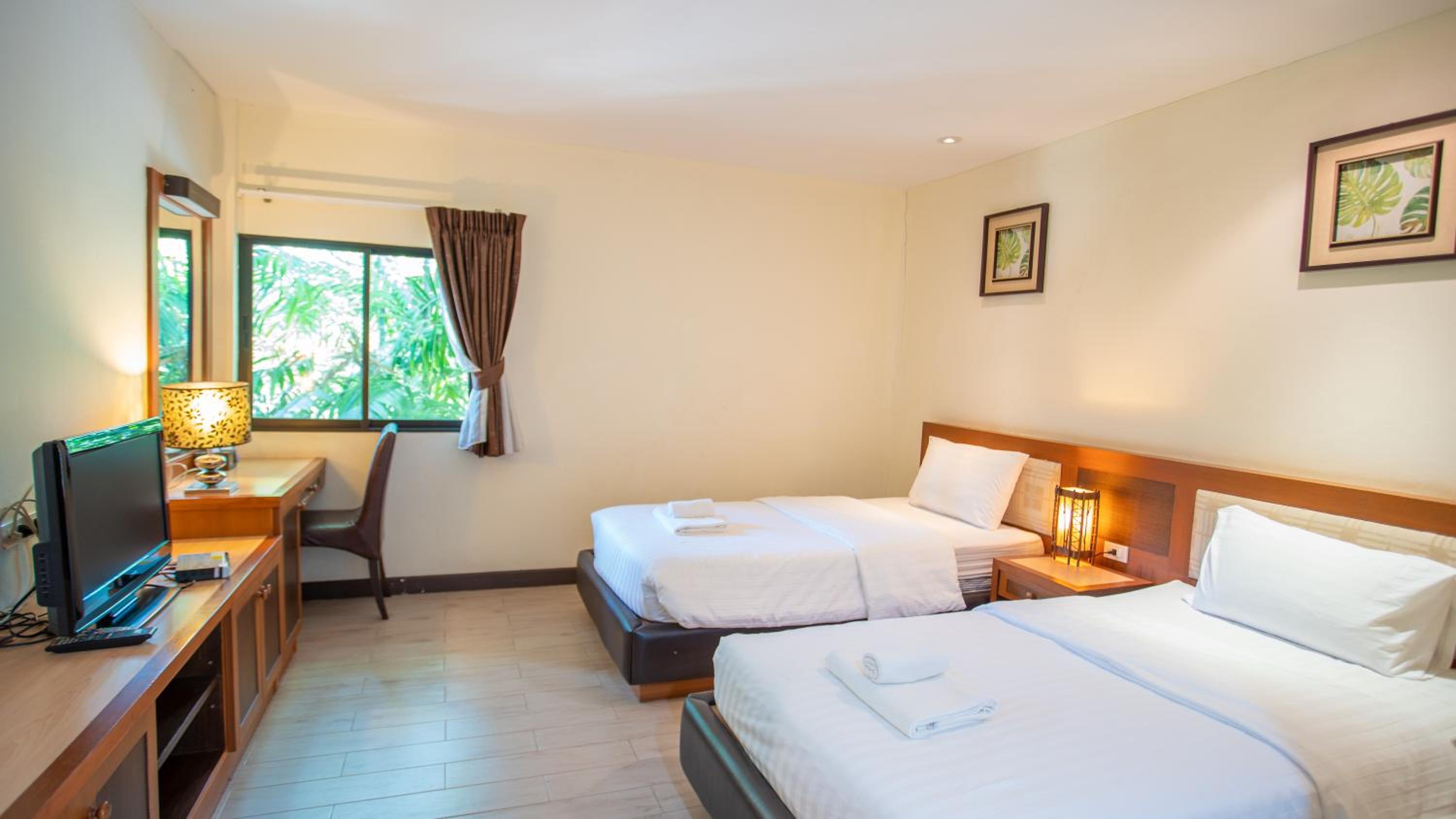 Superior Double or Twin Room photo 2