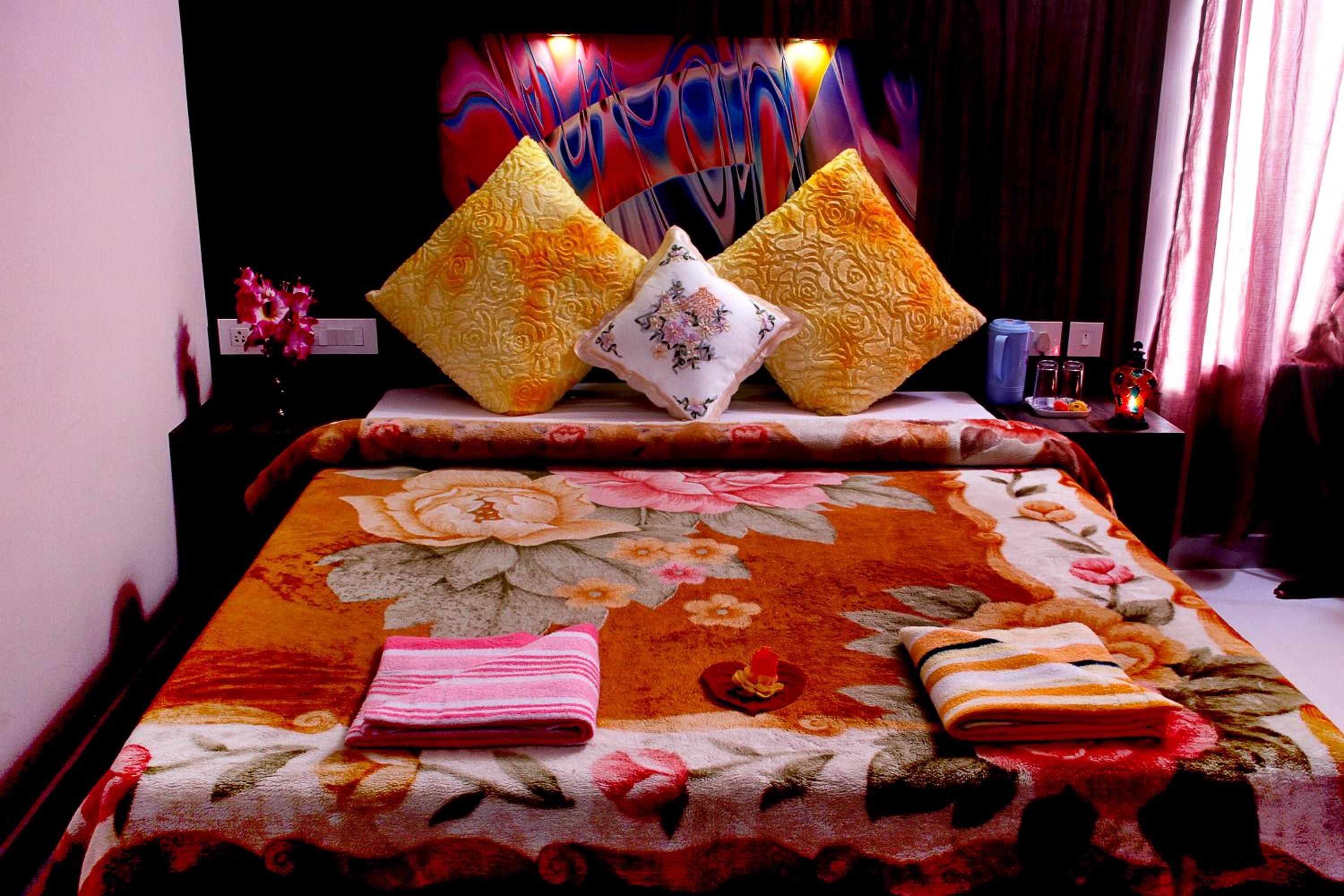 Deluxe Double Room - Photo 2