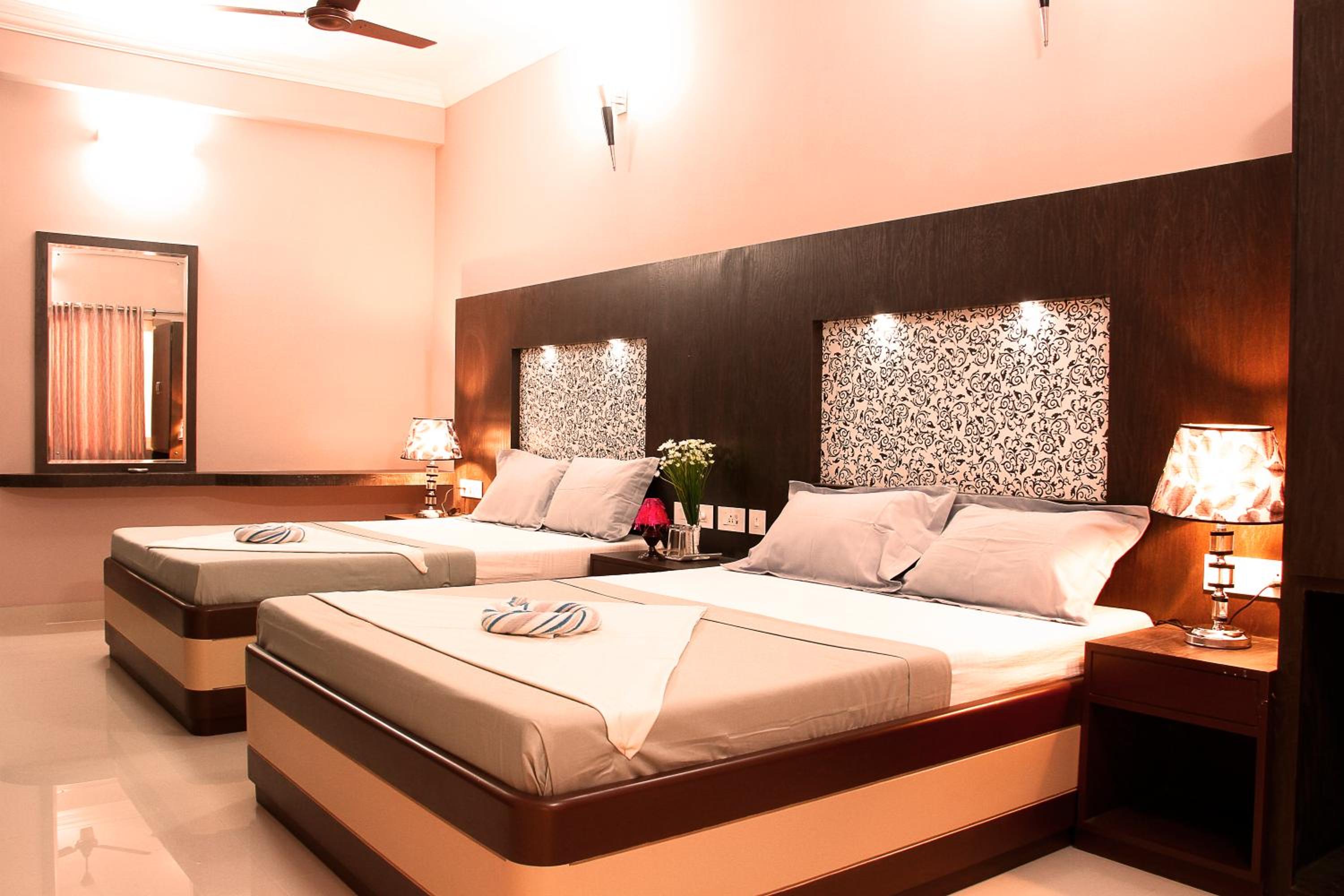 Deluxe Quadruple Room - Photo 4