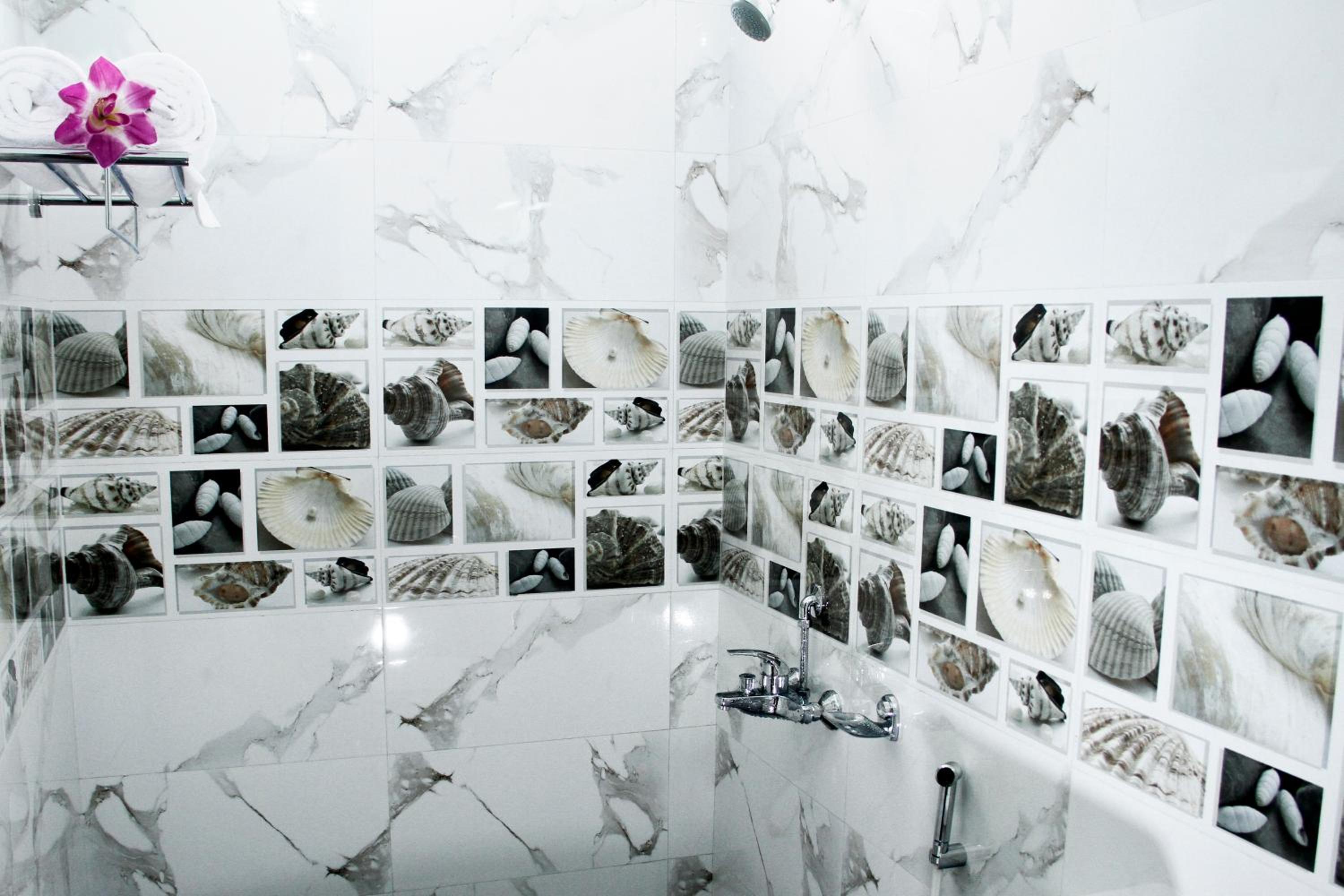 King Suite - Photo 7
