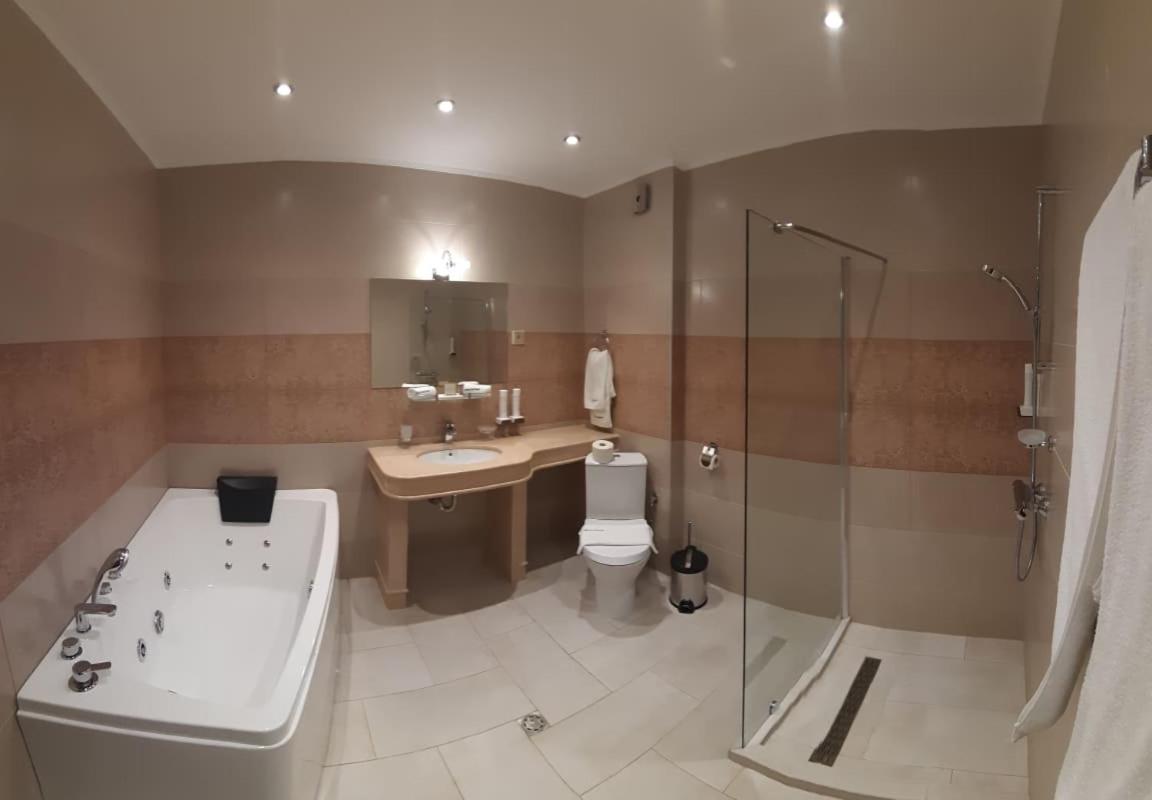 Superior Queen Room photo 3