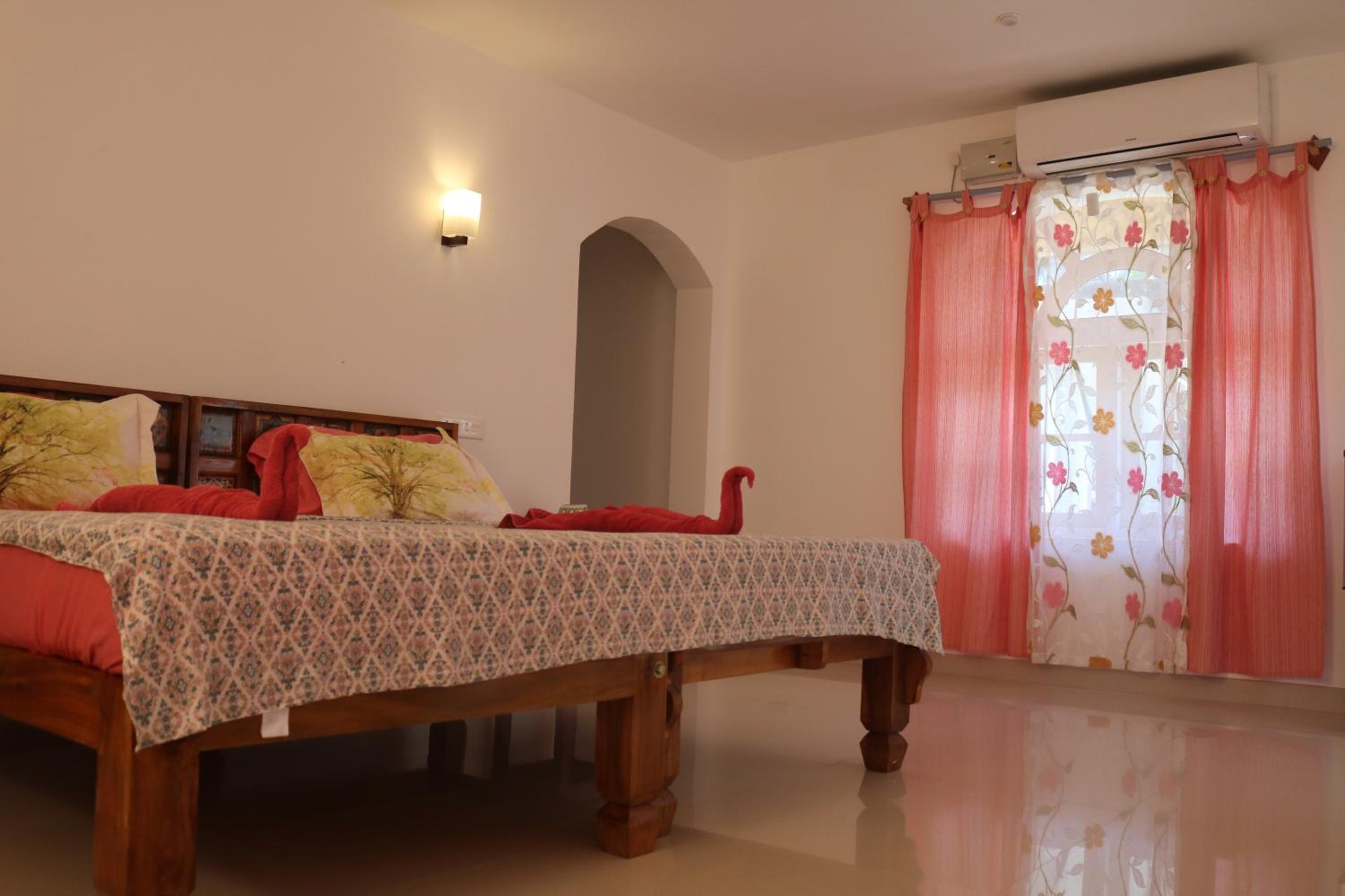 Deluxe Suite with Sea View photo 3