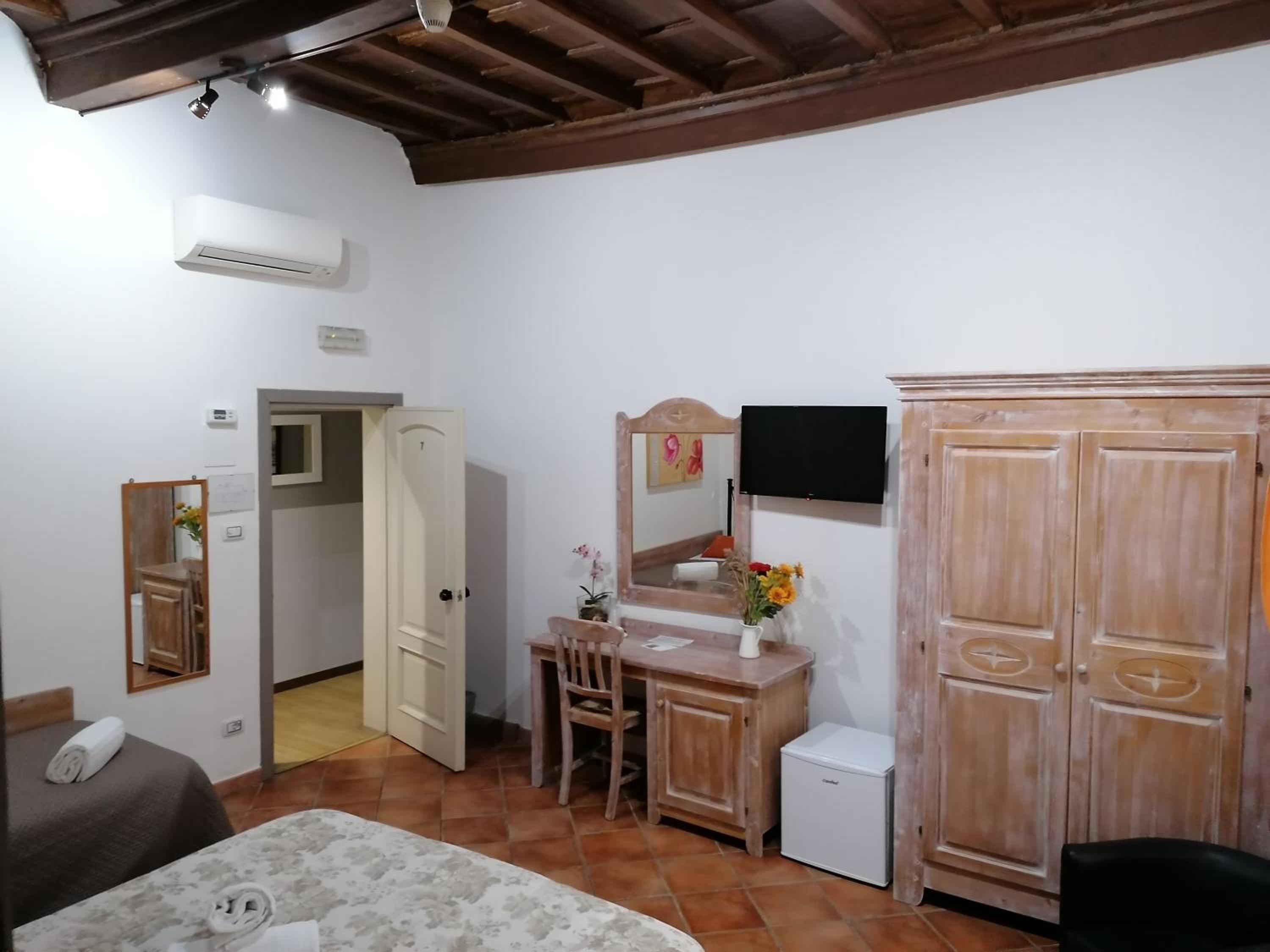 Standard Triple Room photo 1