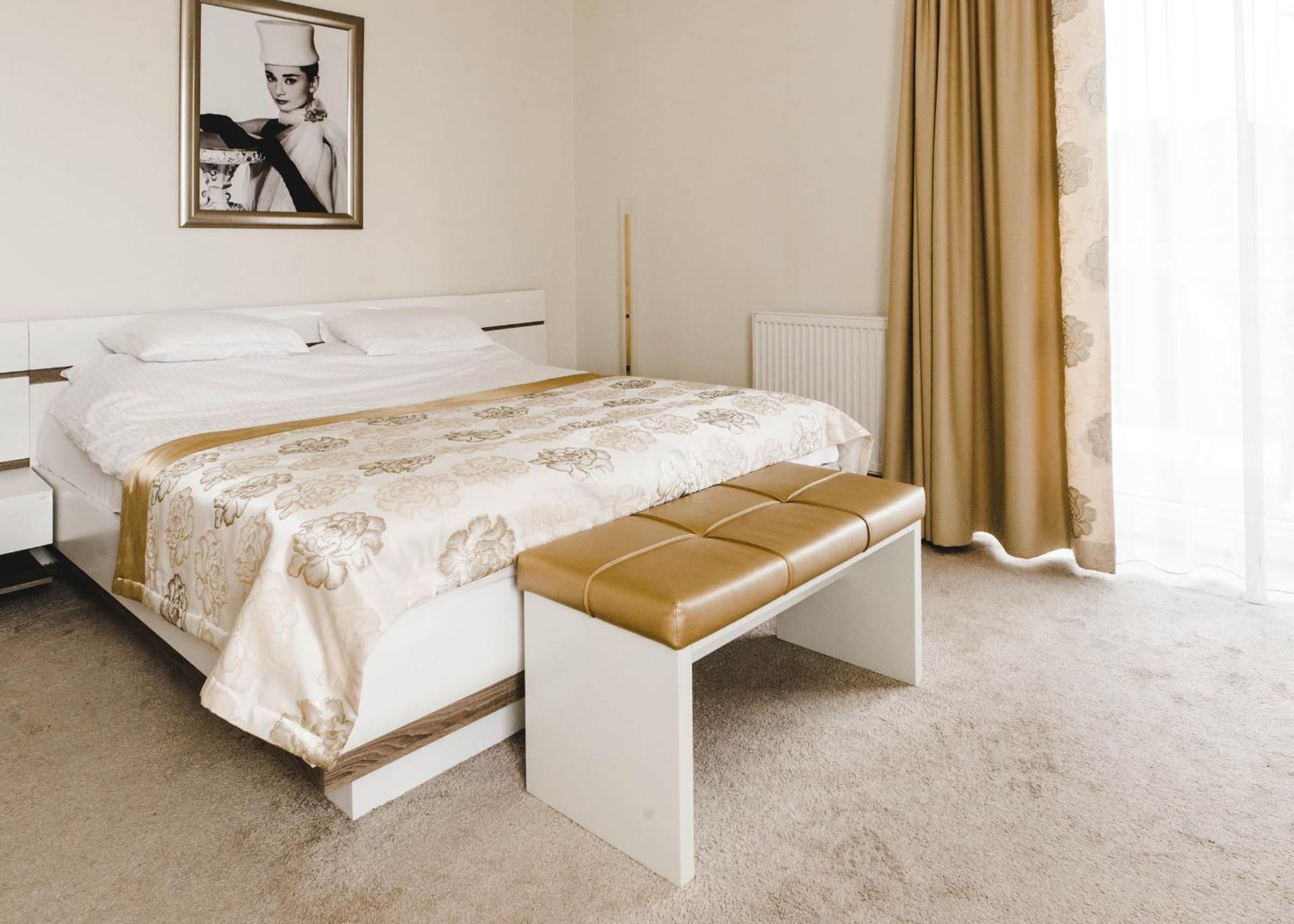 Apartment - Photo 1