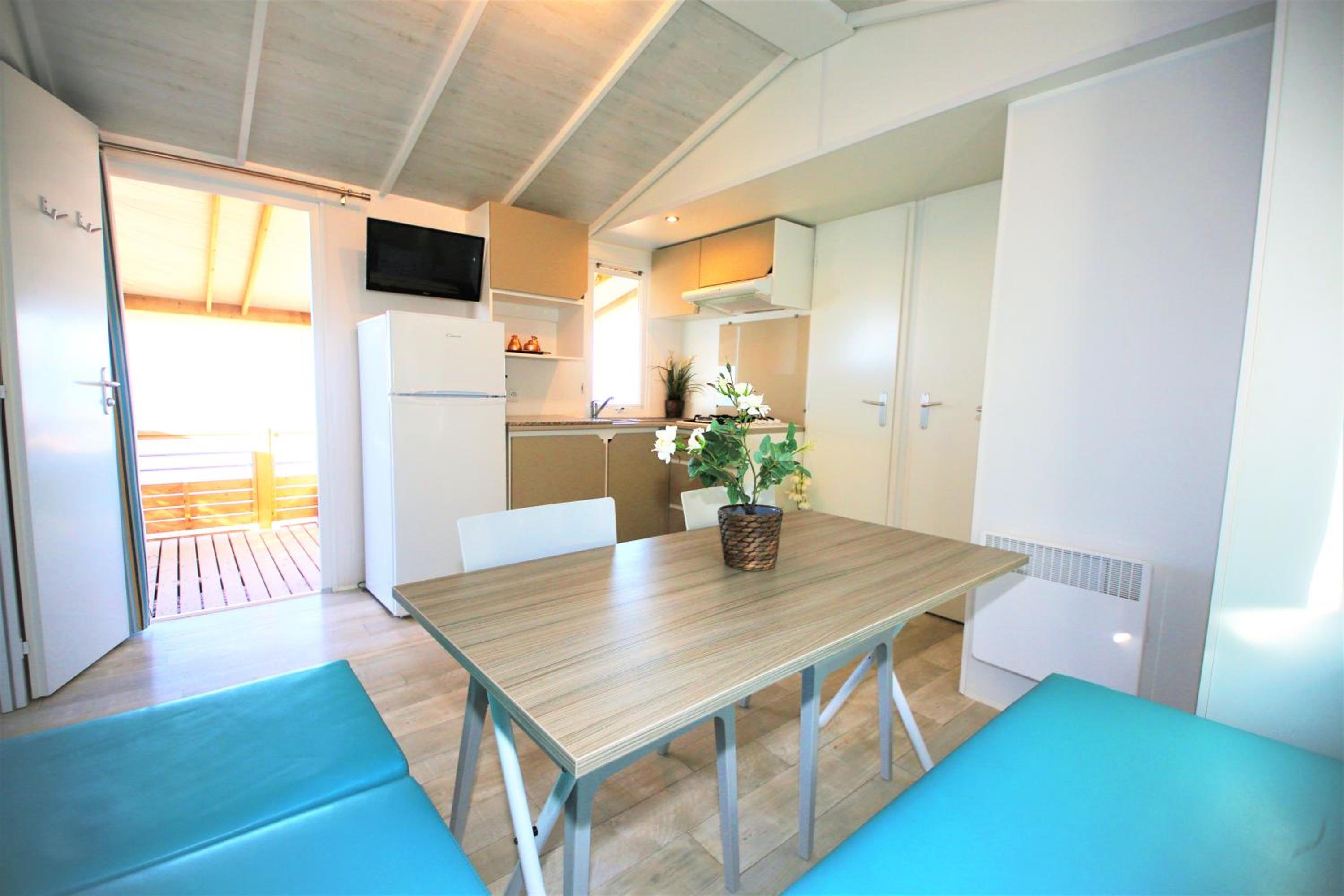 Premium Mobile Home-Second or Third Line (0.6 mi from Aquapark) photo 3