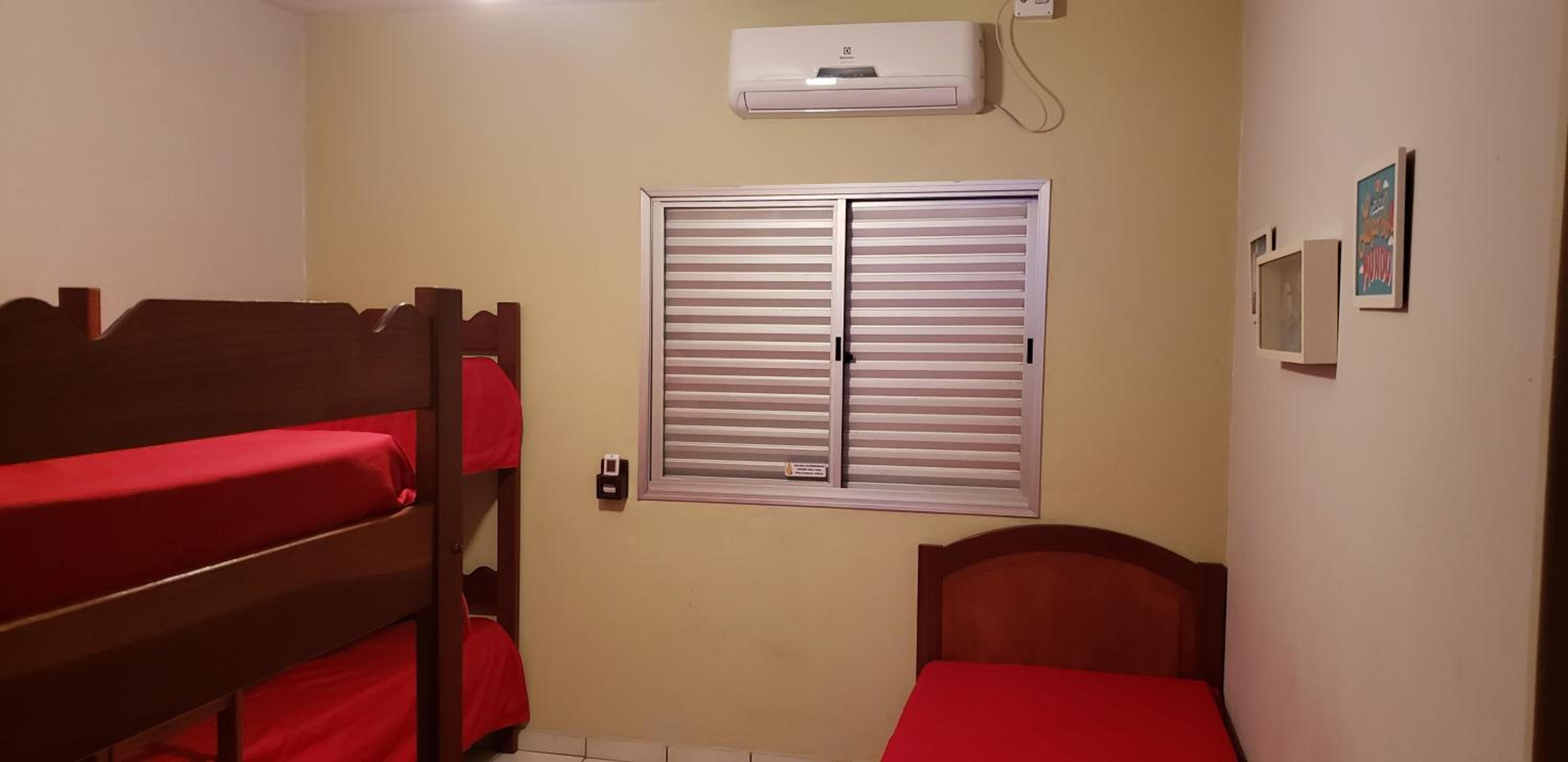 Three-Bedroom Apartment - Photo 20