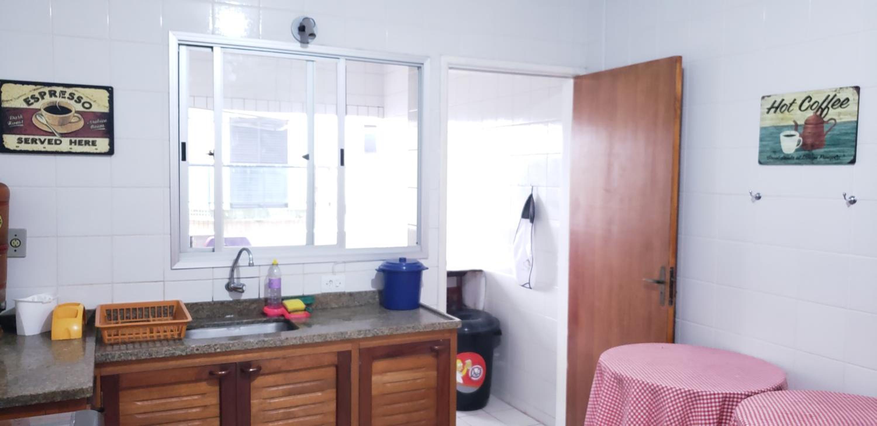 Three-Bedroom Apartment - Photo 19