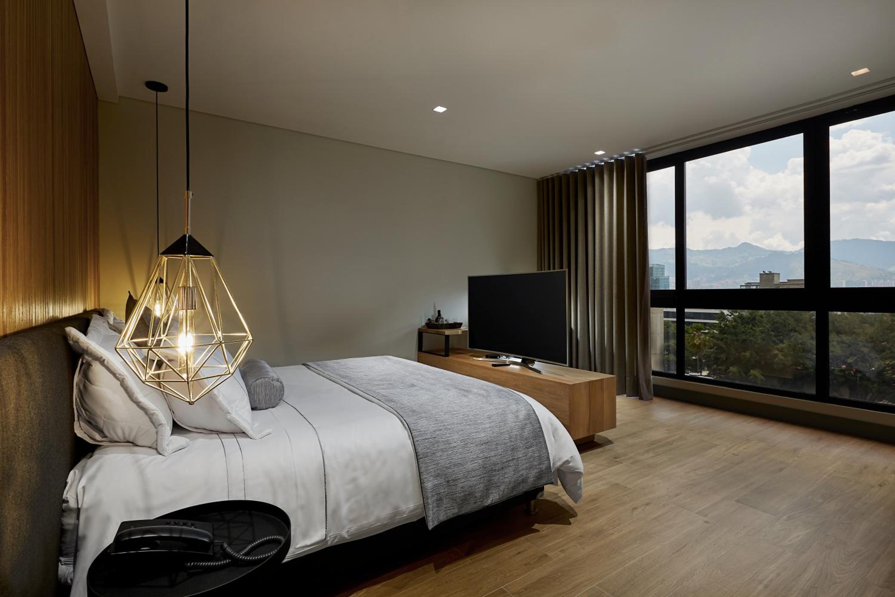 Junior Suite with Spa Bath photo 2