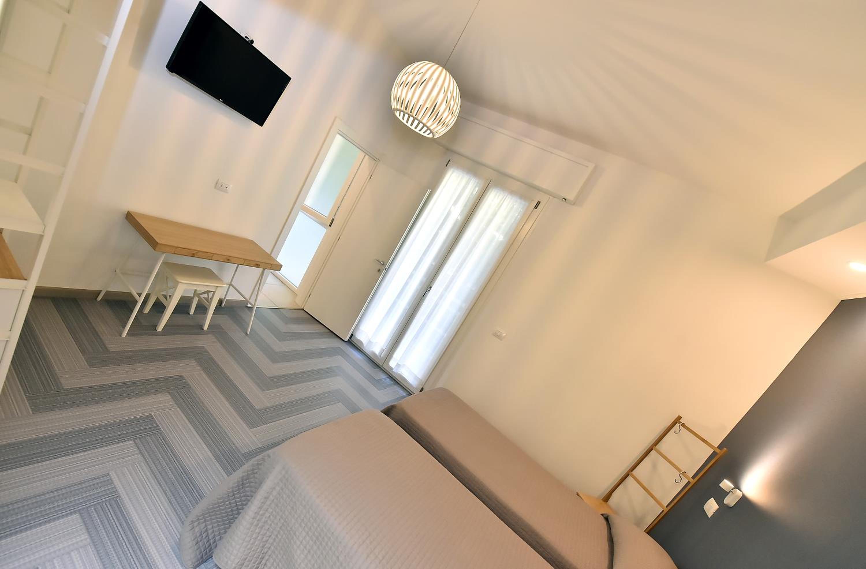 Classic Double or Twin Room photo 2