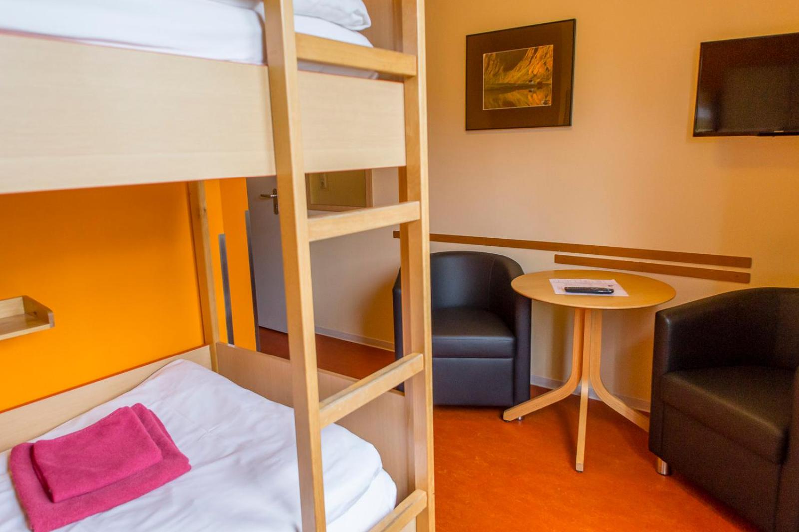 Double Room thumbnail 5