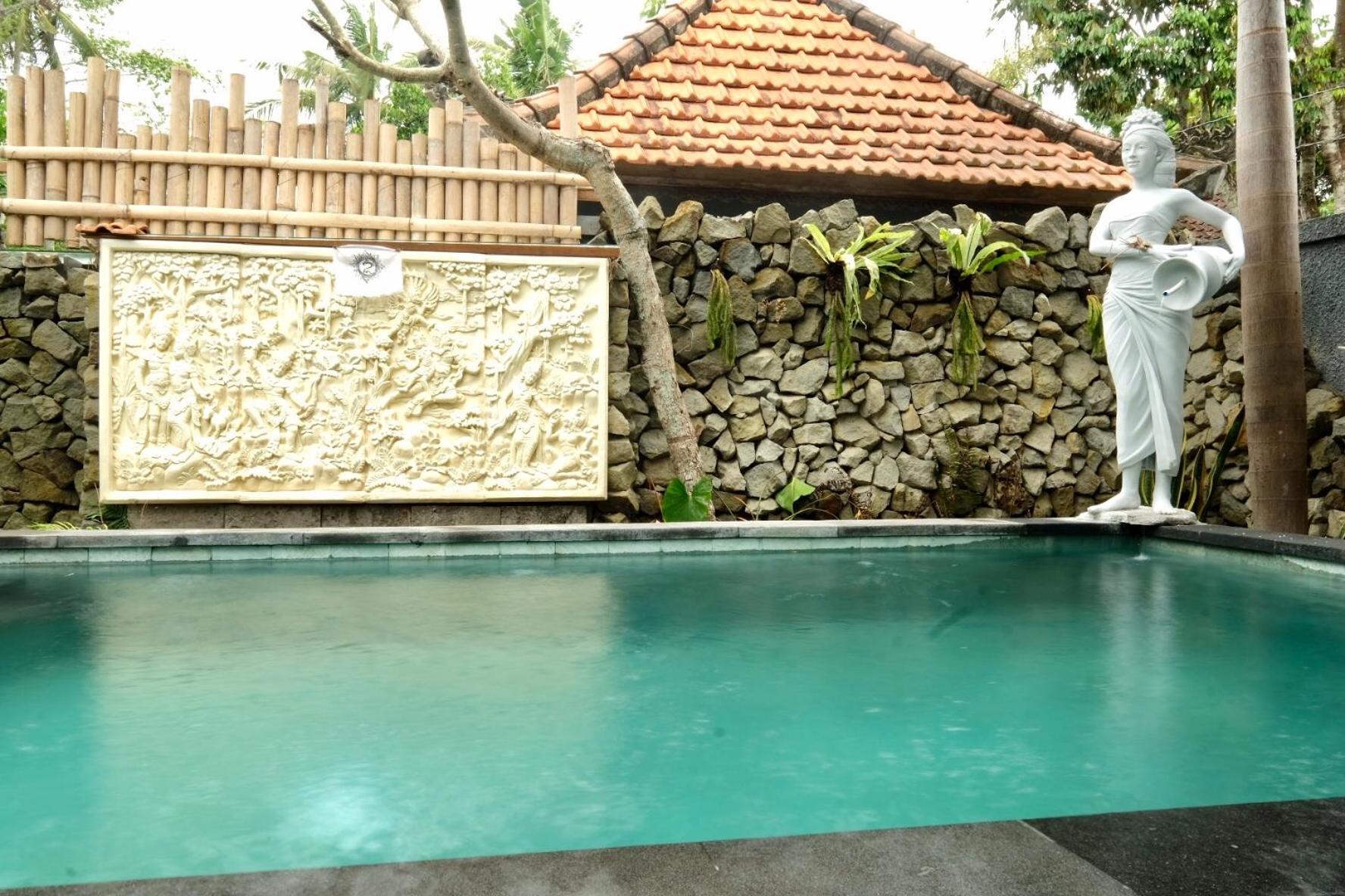 Villa with Private Pool - Photo 11