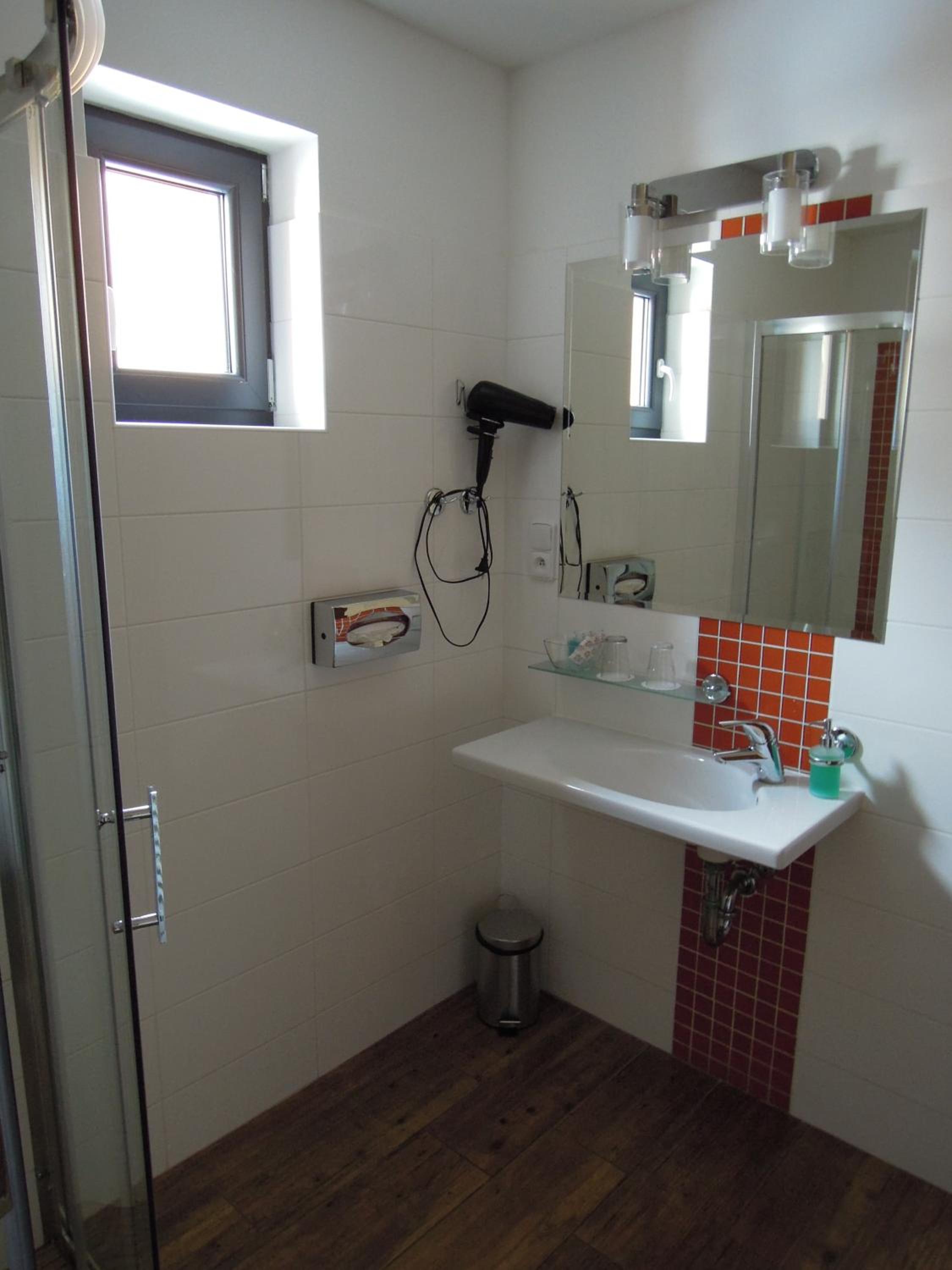 Triple Room - Photo 4