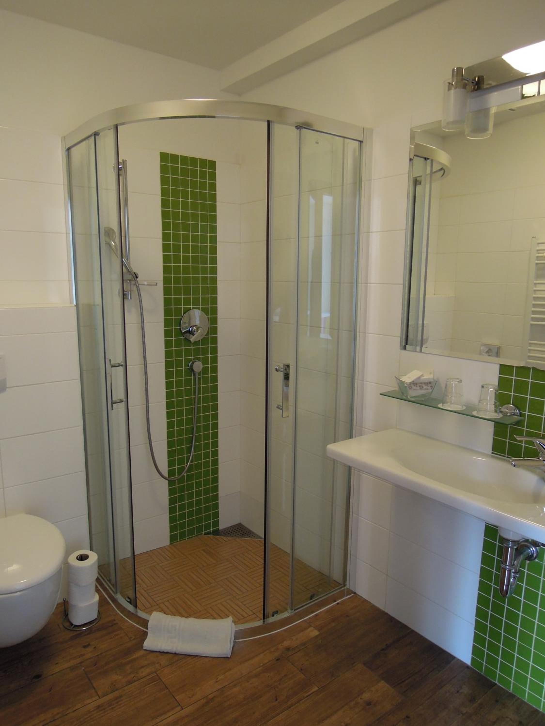 Quadruple Room - Photo 3