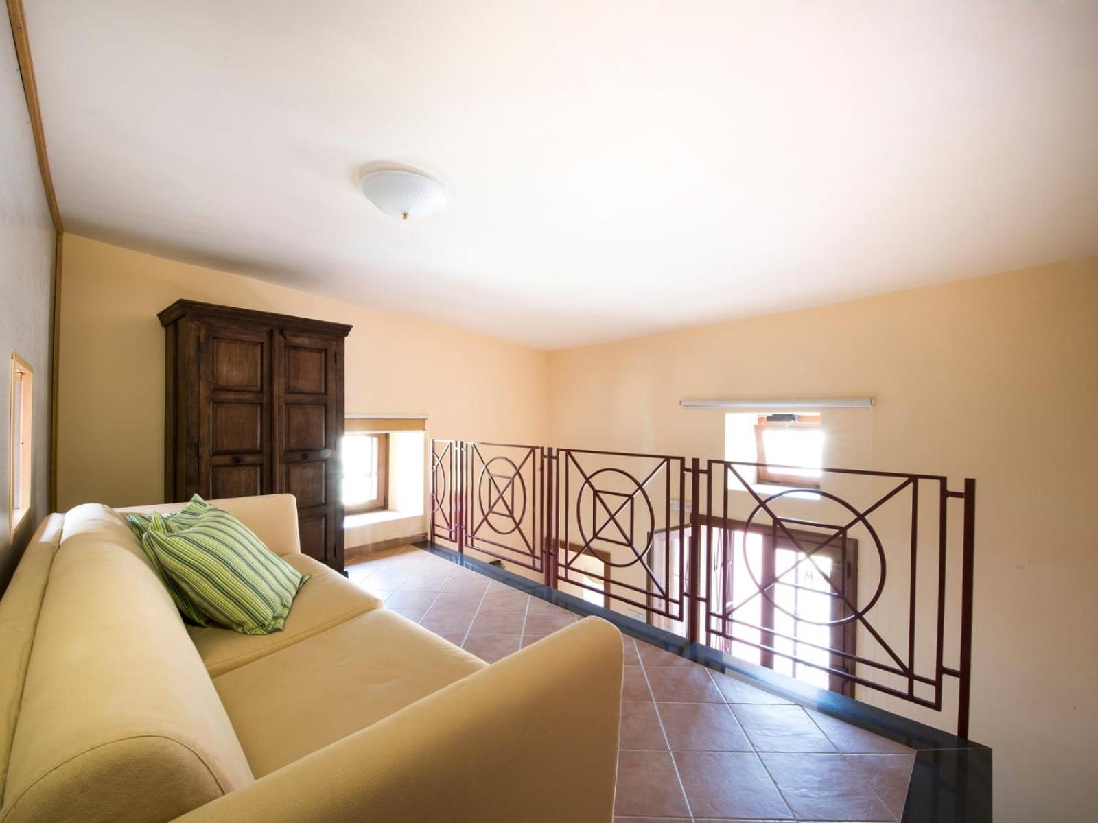 Two-Bedroom Apartment with Balcony photo 2