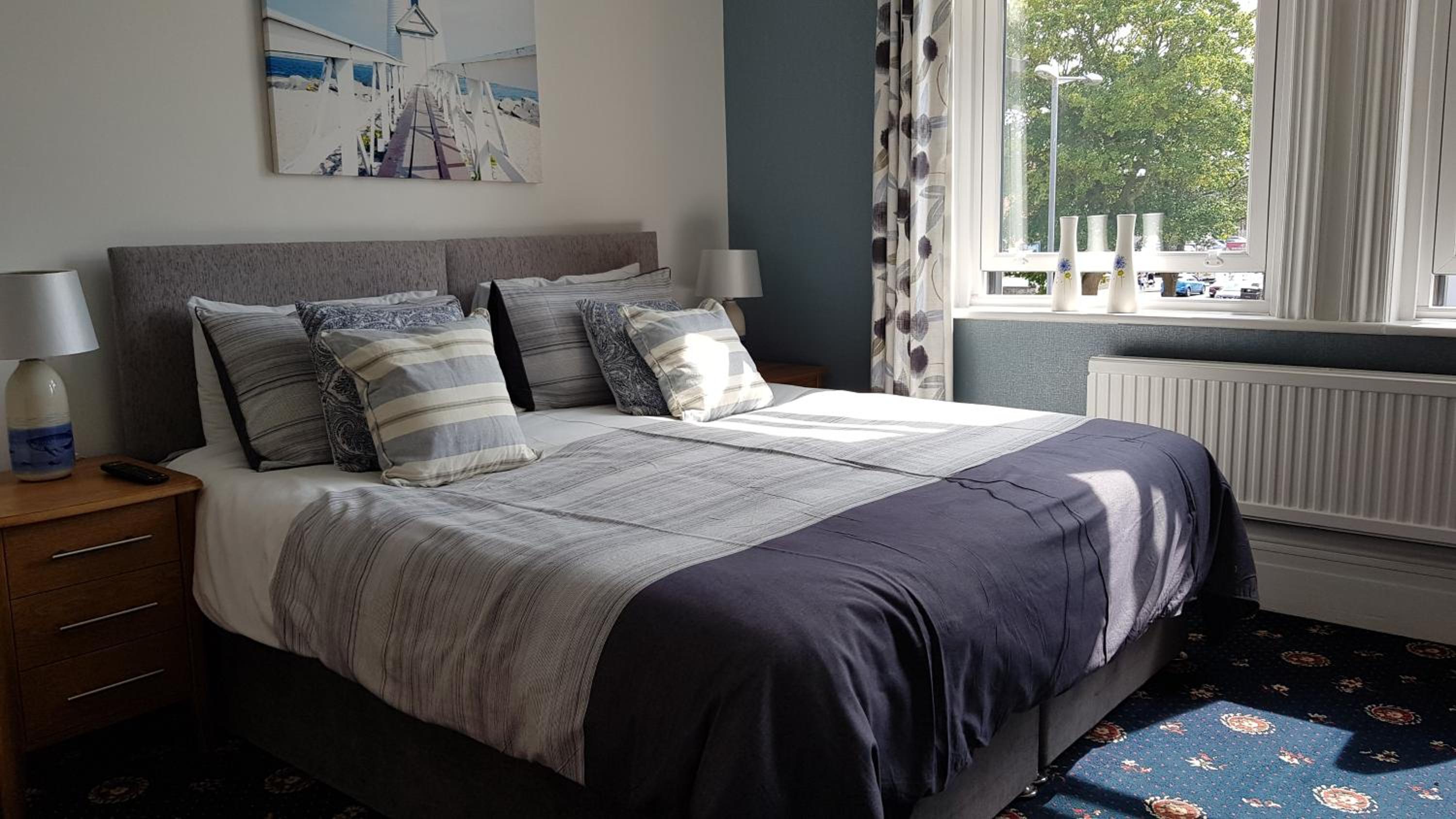 King Room with Garden View photo 3