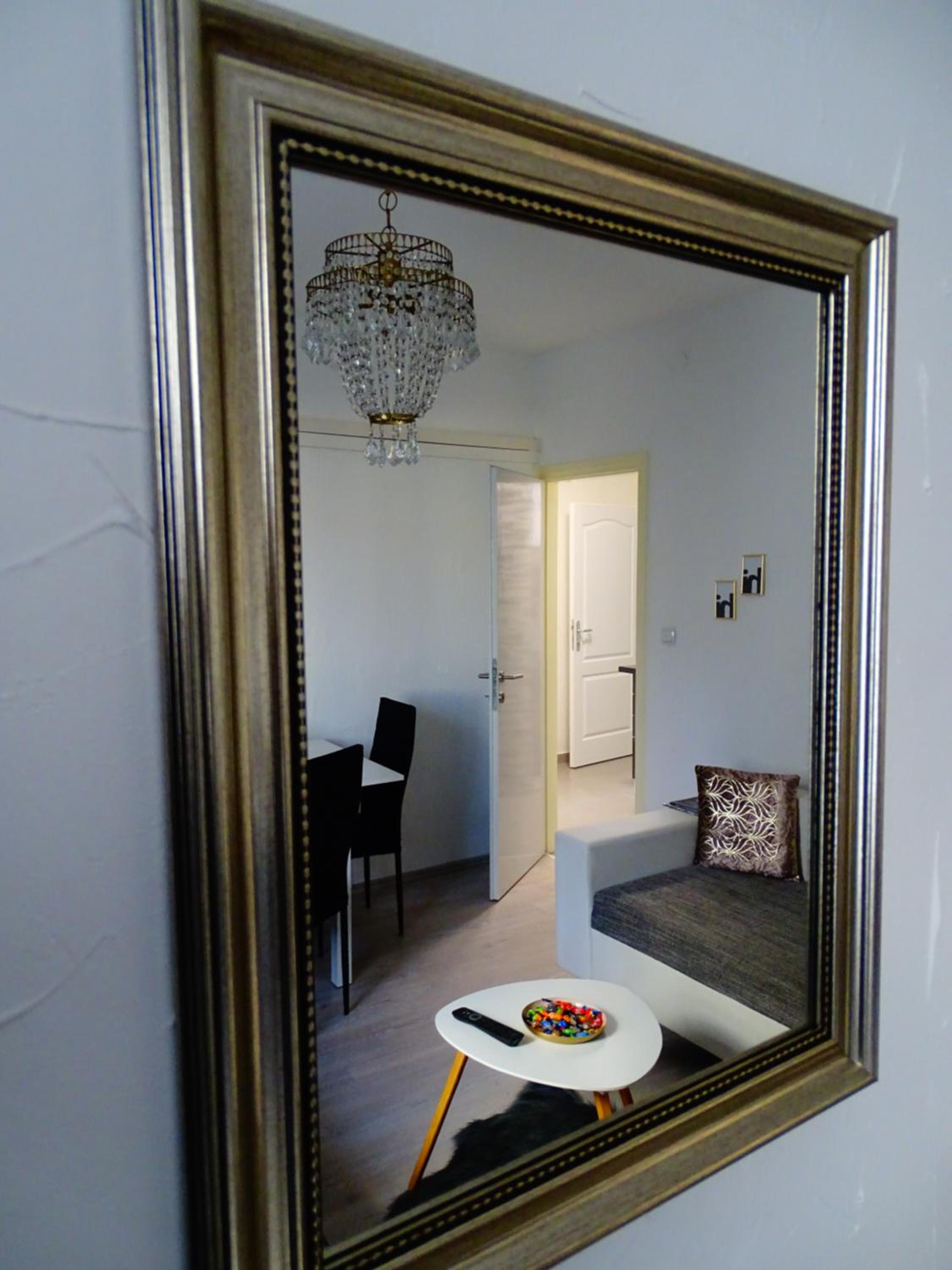 One-Bedroom Apartment - Photo 28
