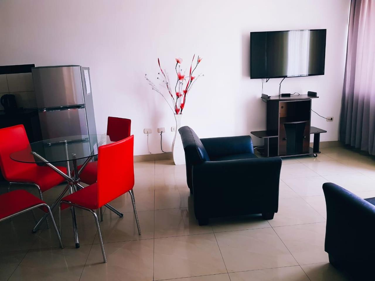 Three-Bedroom Apartment photo 1