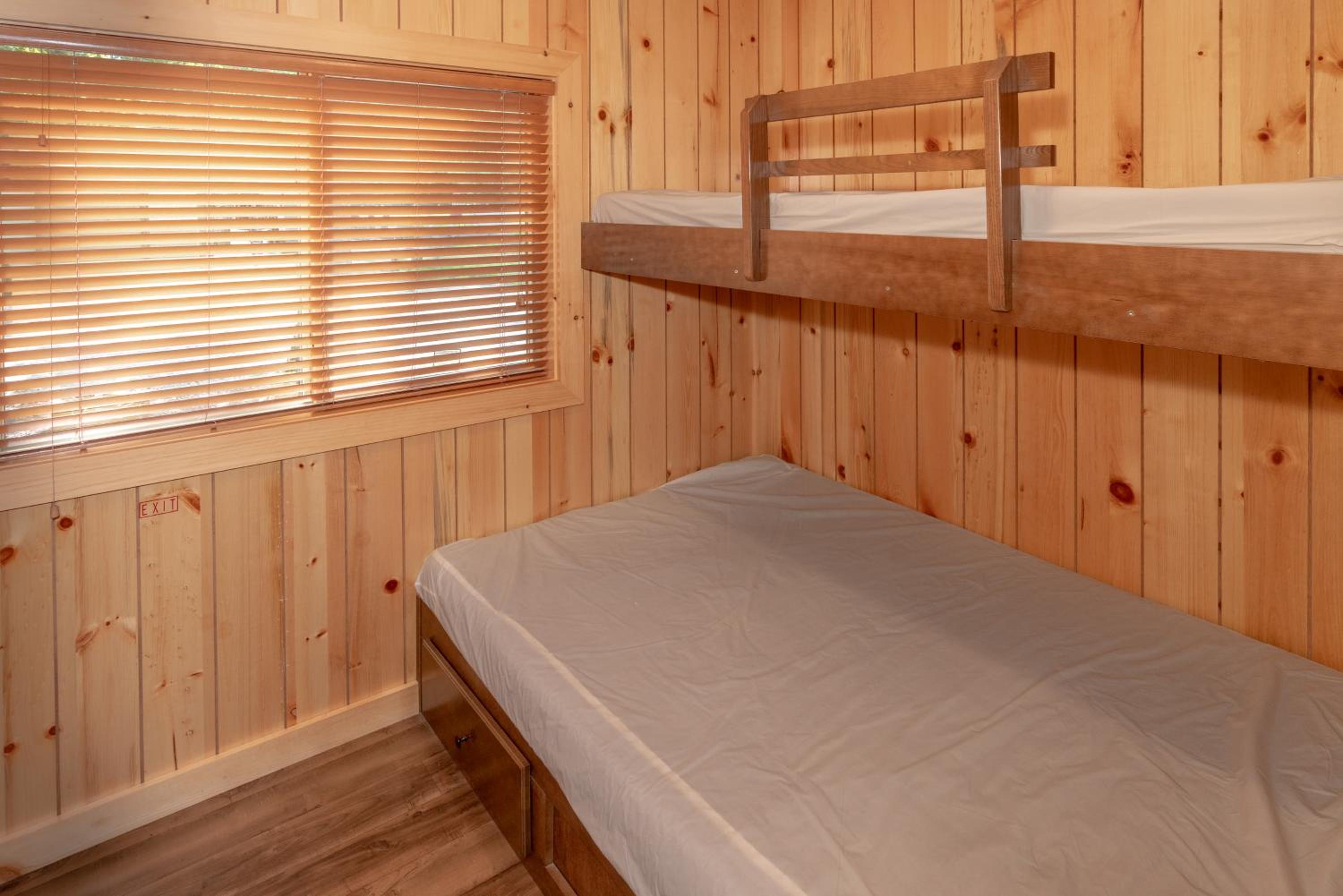 Two Bedroom Cottage photo 2
