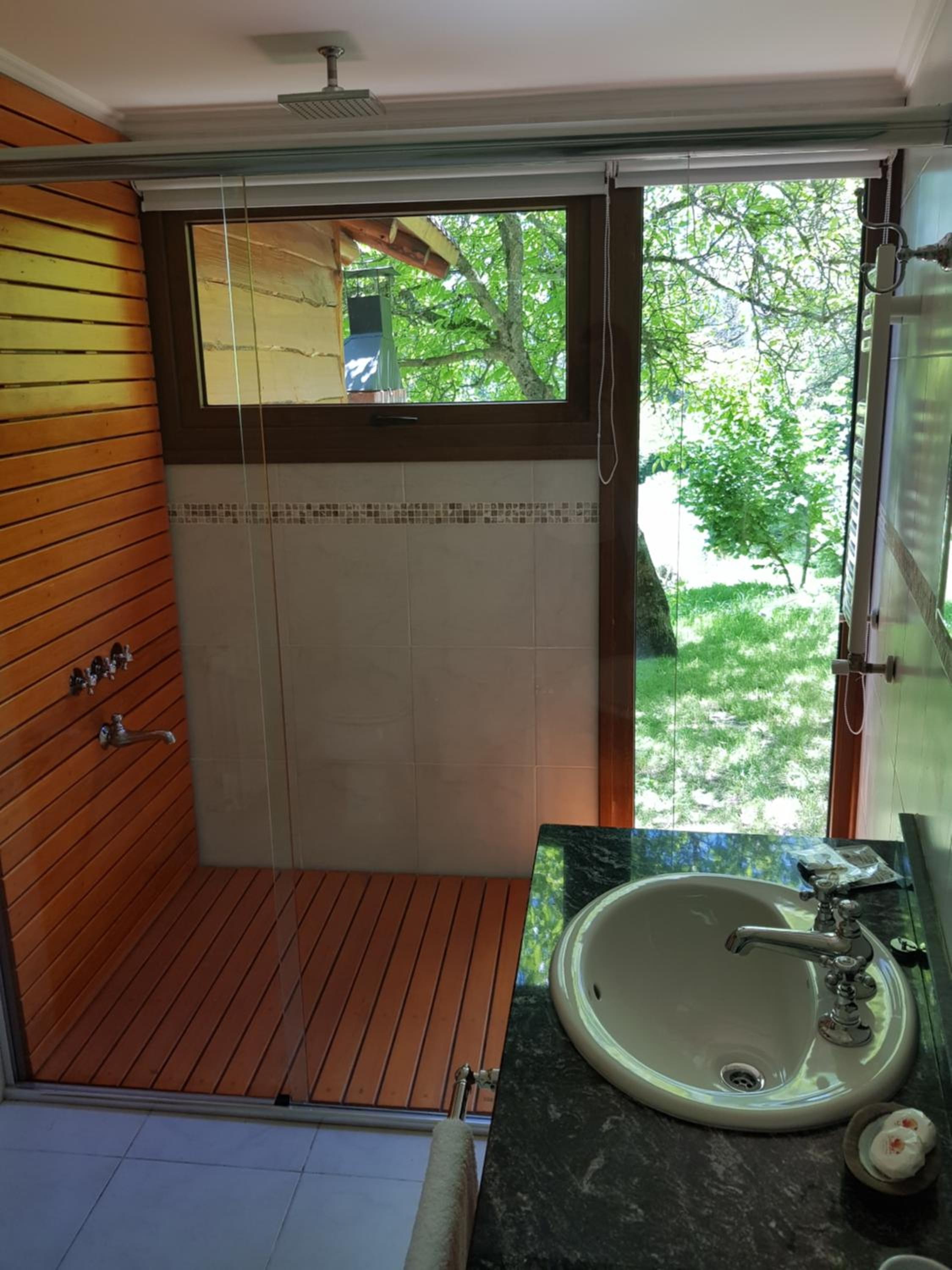 Bungalow photo 2