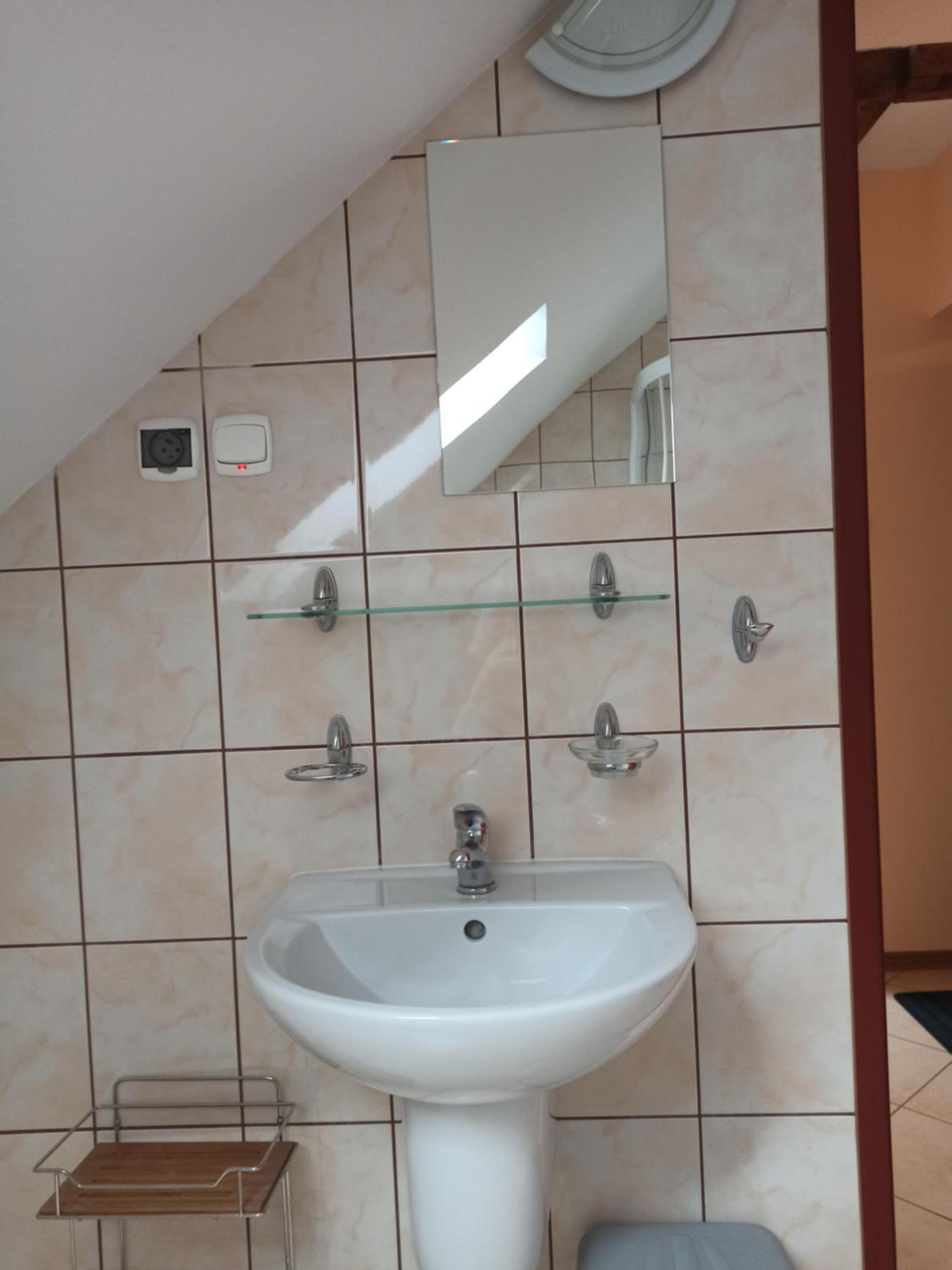 Quadruple Room with Private Bathroom photo 3