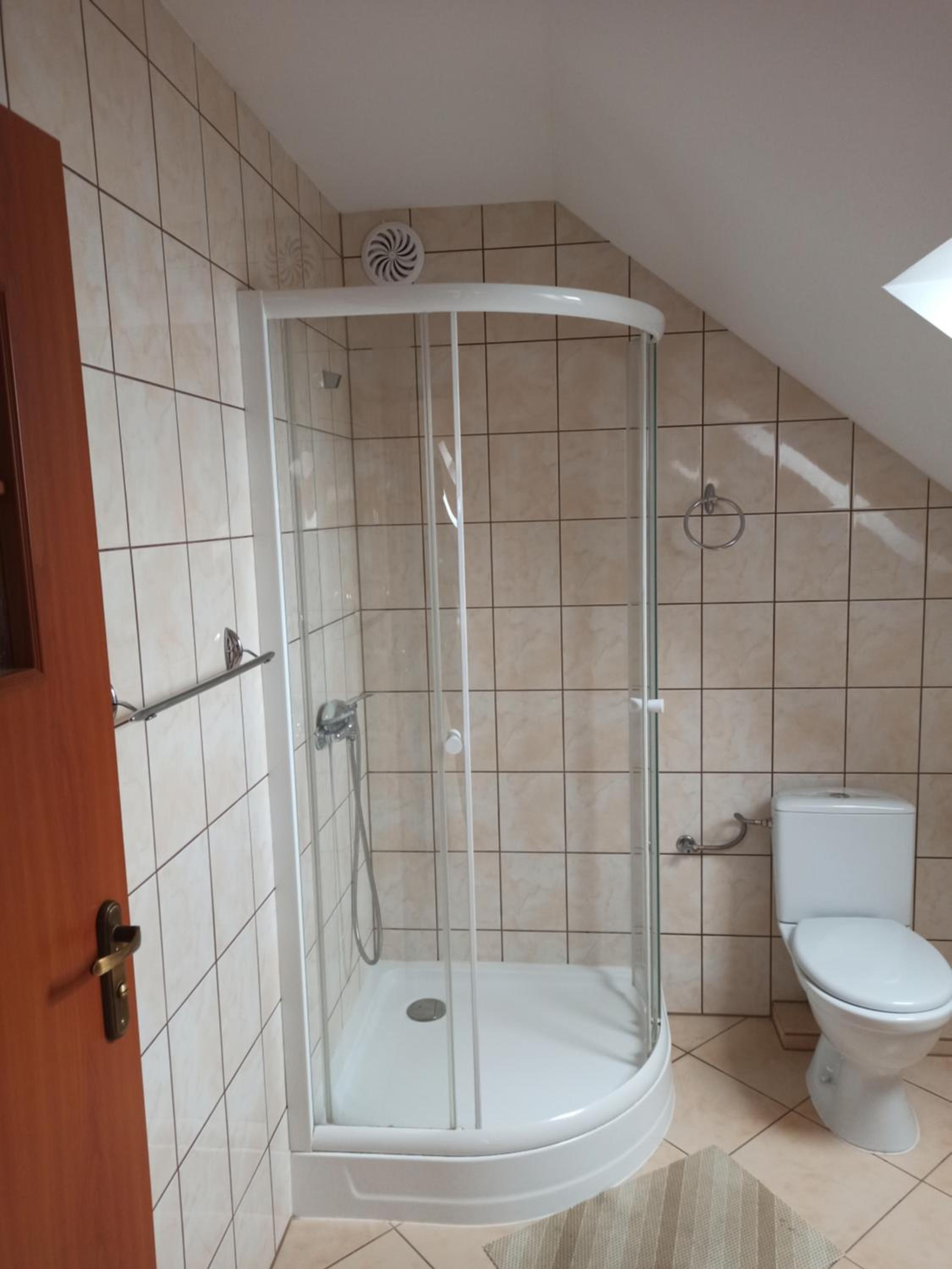 Quadruple Room with Private Bathroom photo 2