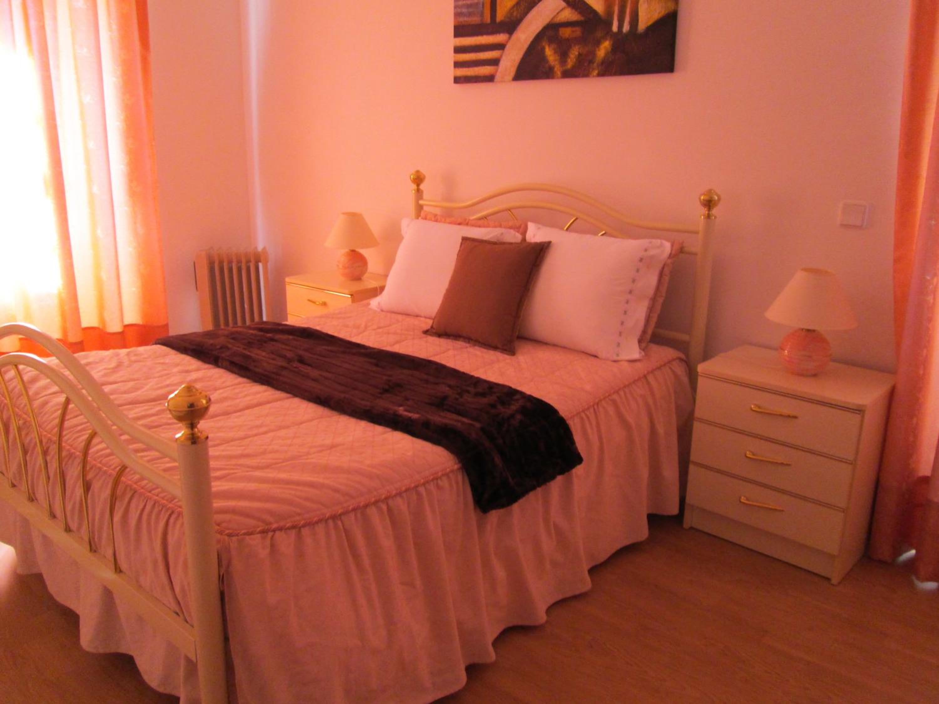 One-Bedroom Apartment - Photo 17