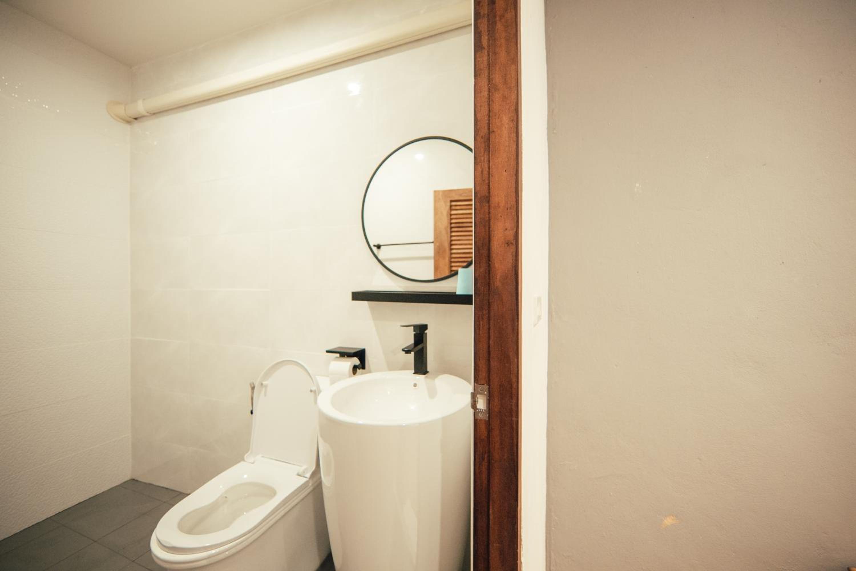 Small Double Room - Photo 5