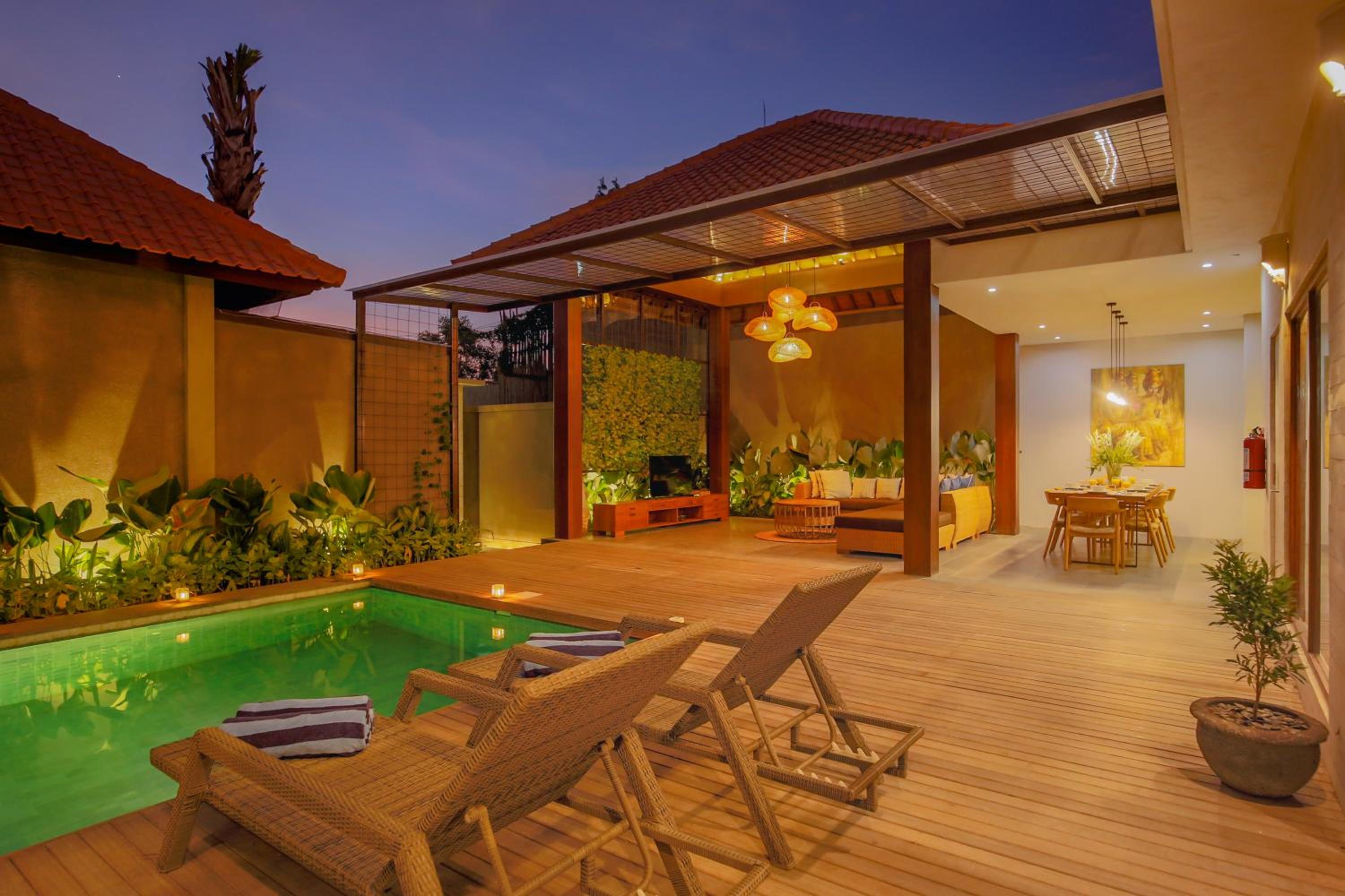 Four-Bedroom Villa with Private Pool - Photo 7