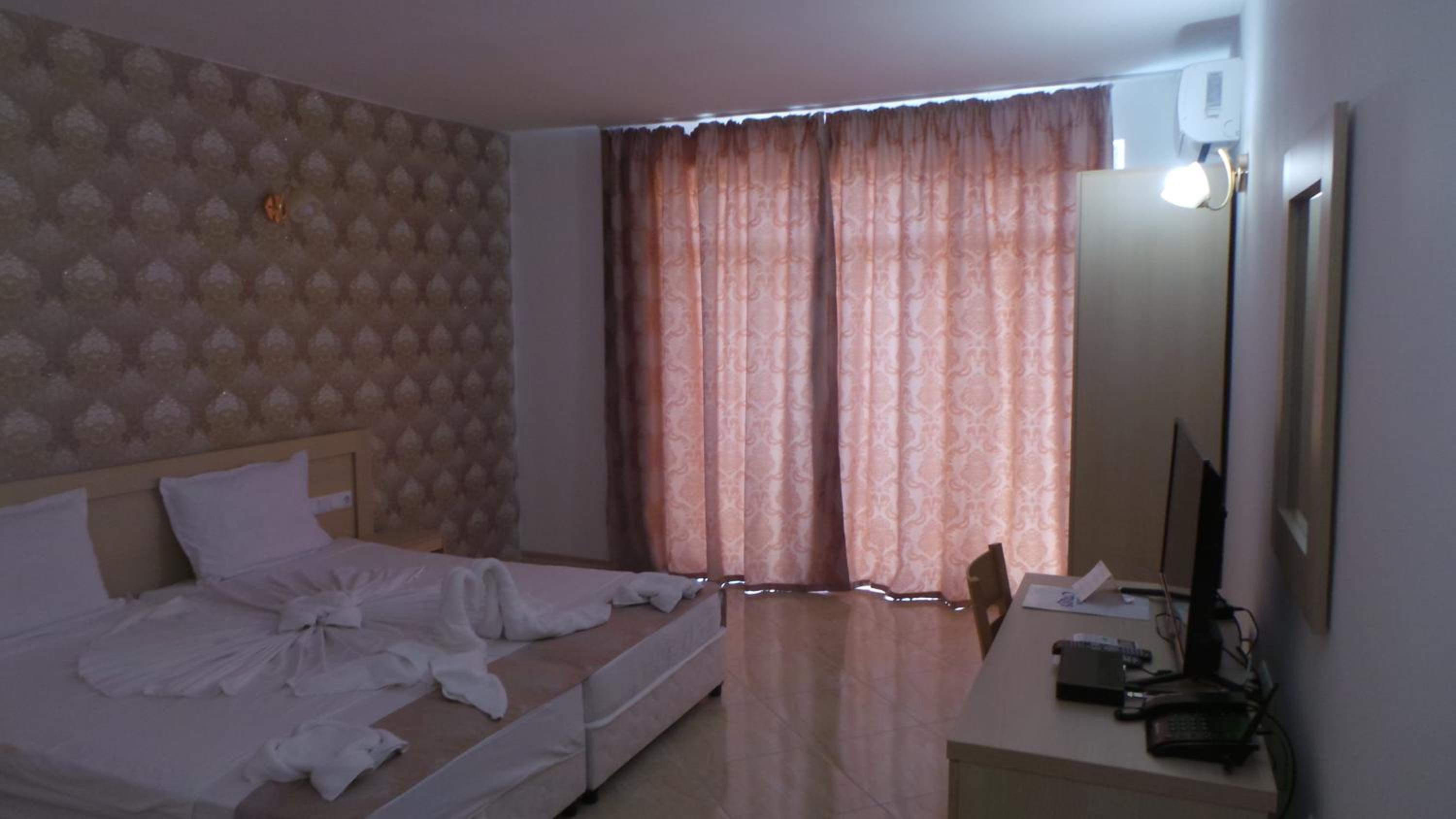 Double or Twin Room photo 1