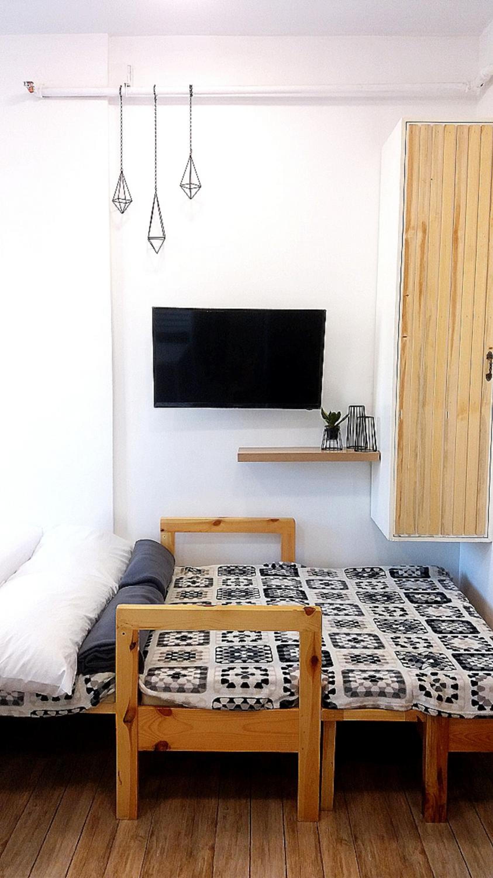 Studio Apartment - Photo 3