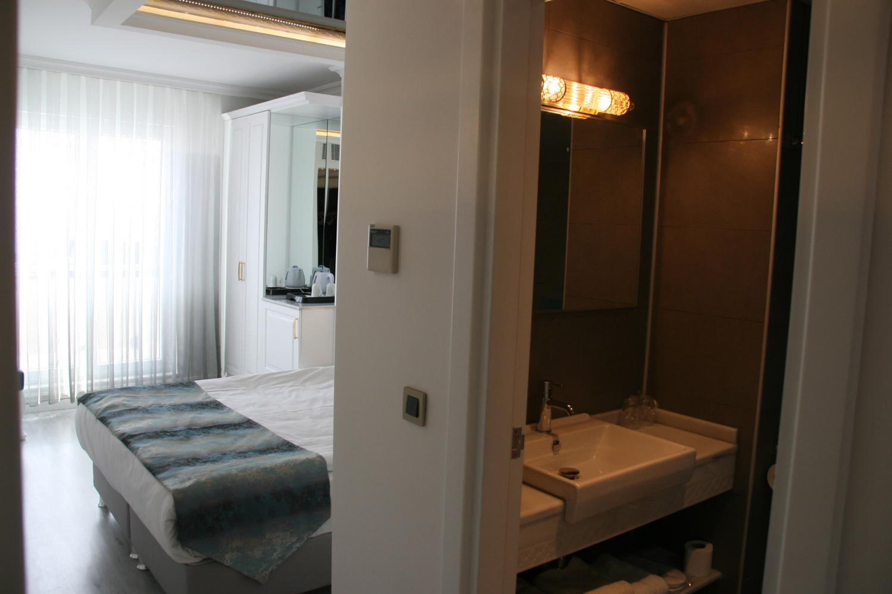 Double Room with Sea View photo 1