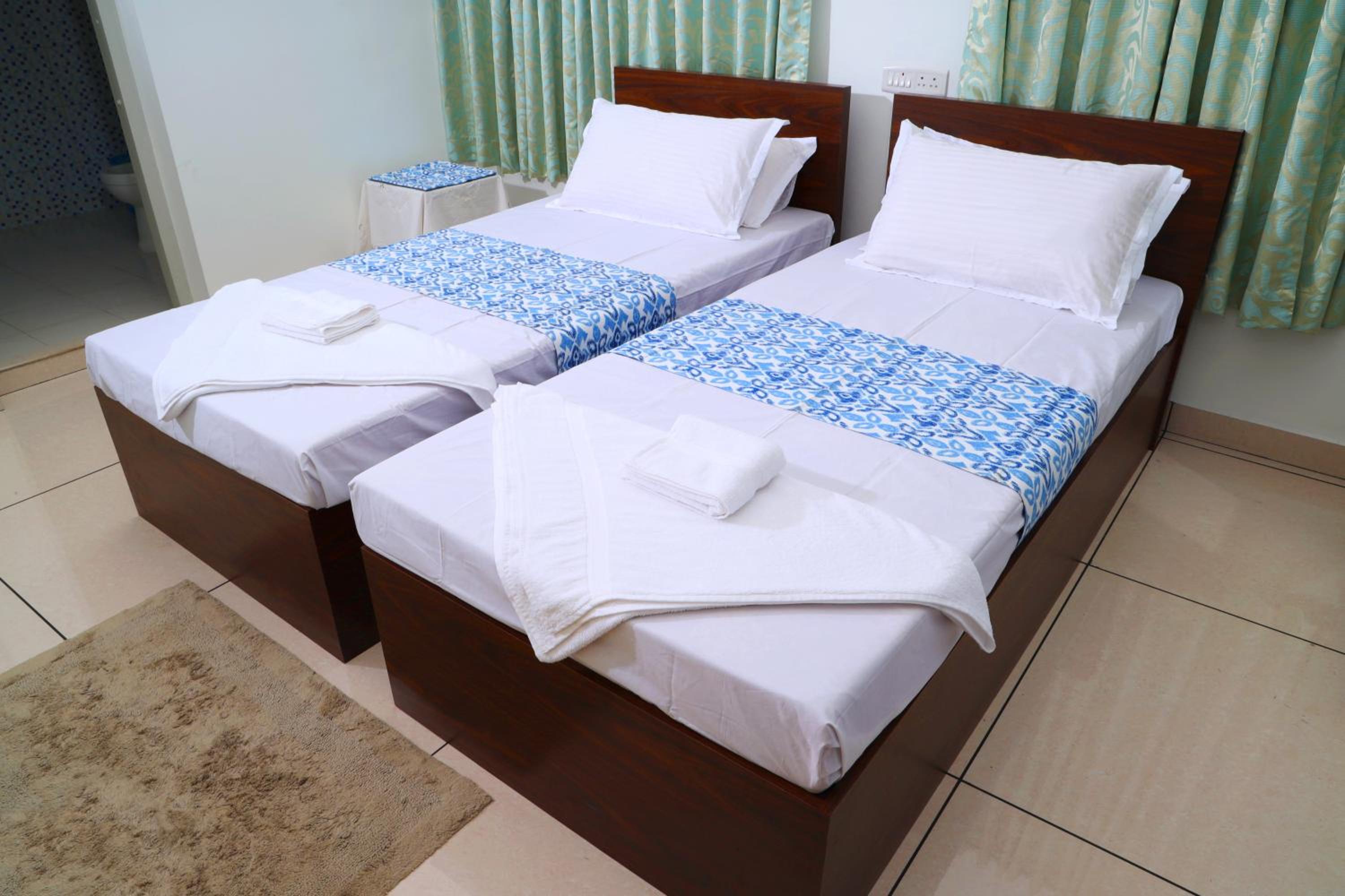 Double or Twin Room photo 2