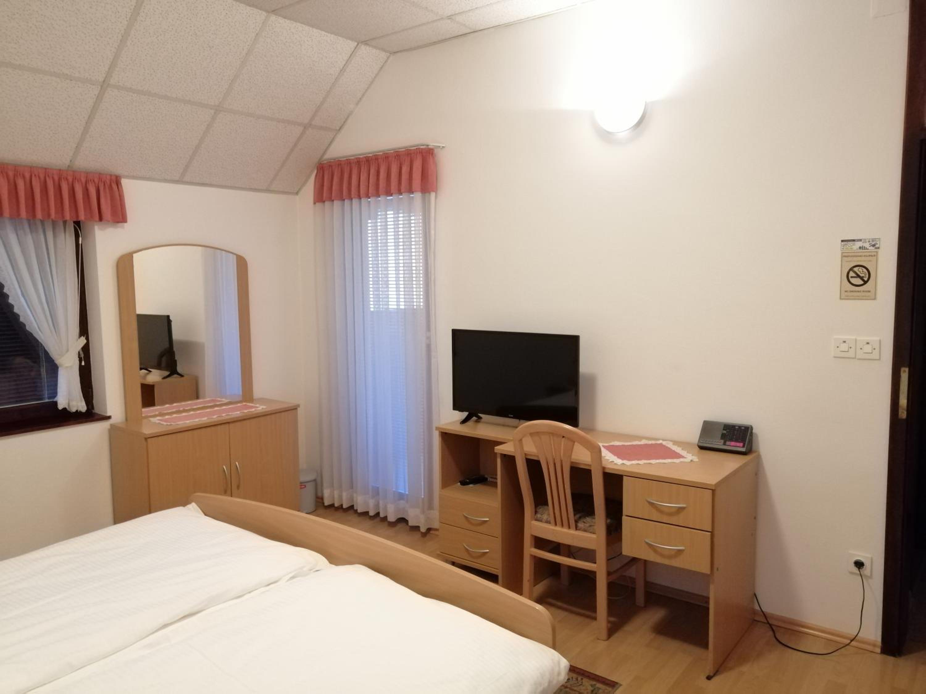 Triple Room with Balcony photo 2