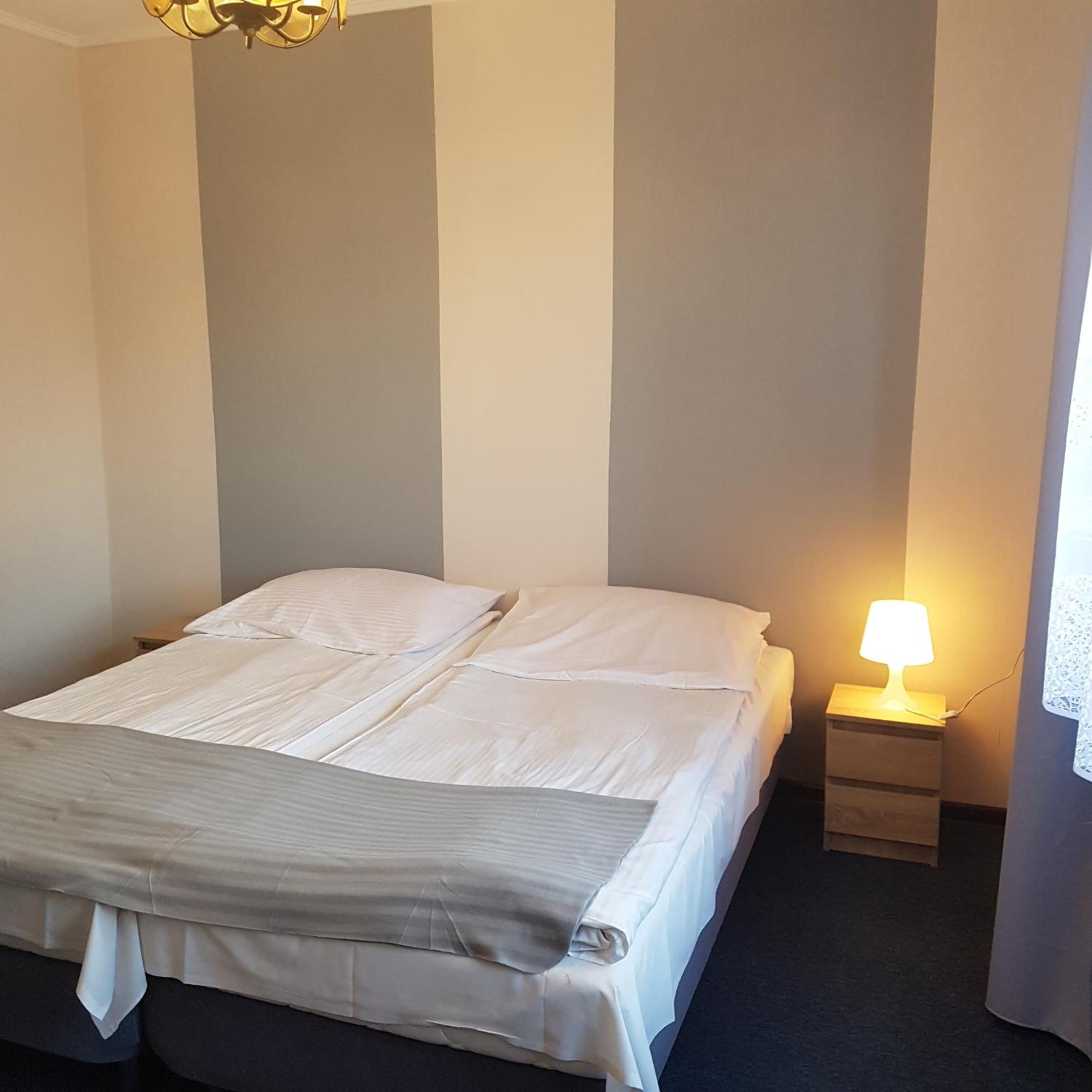 Double or Twin Room photo 3