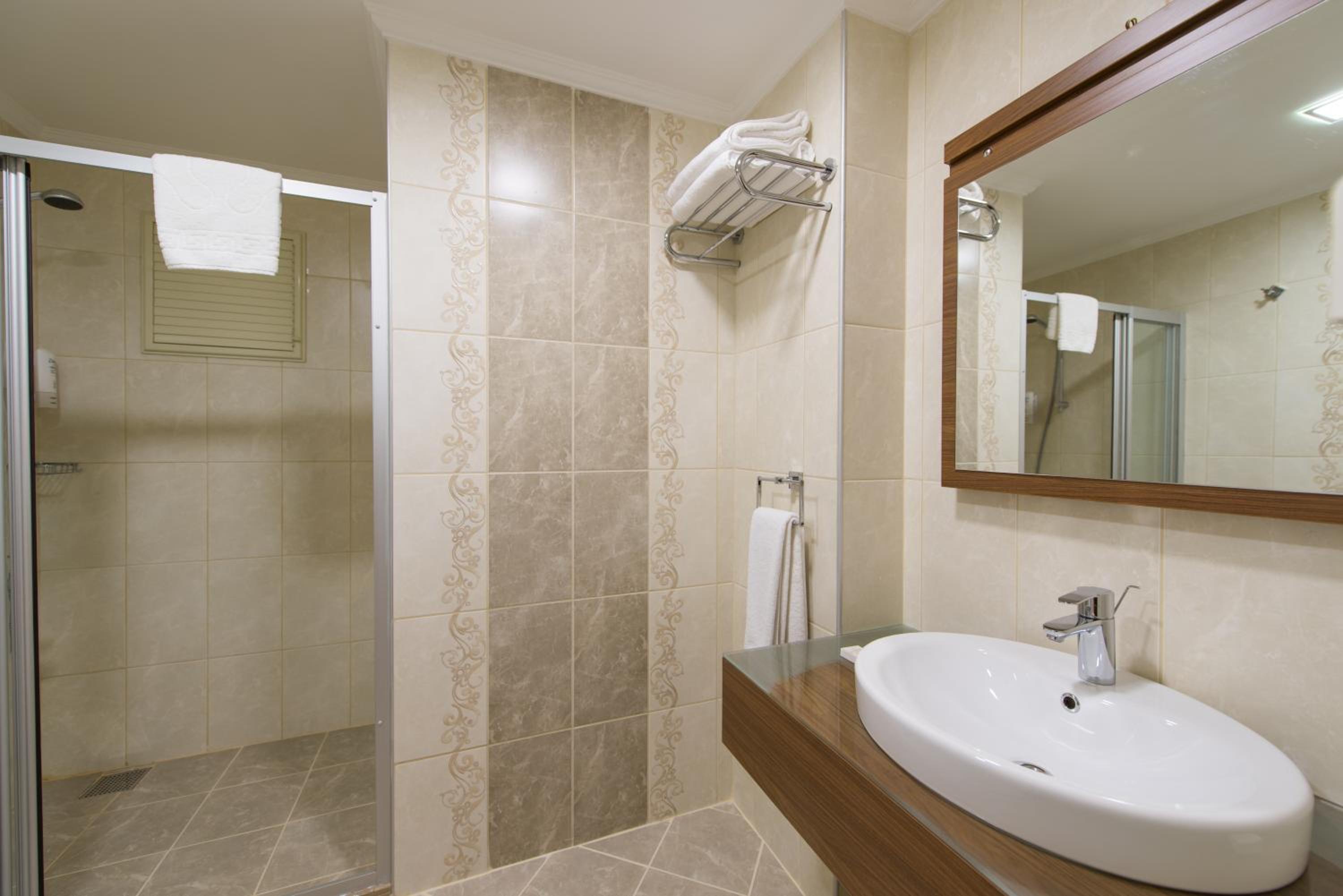 Superior Double or Twin Room photo 3