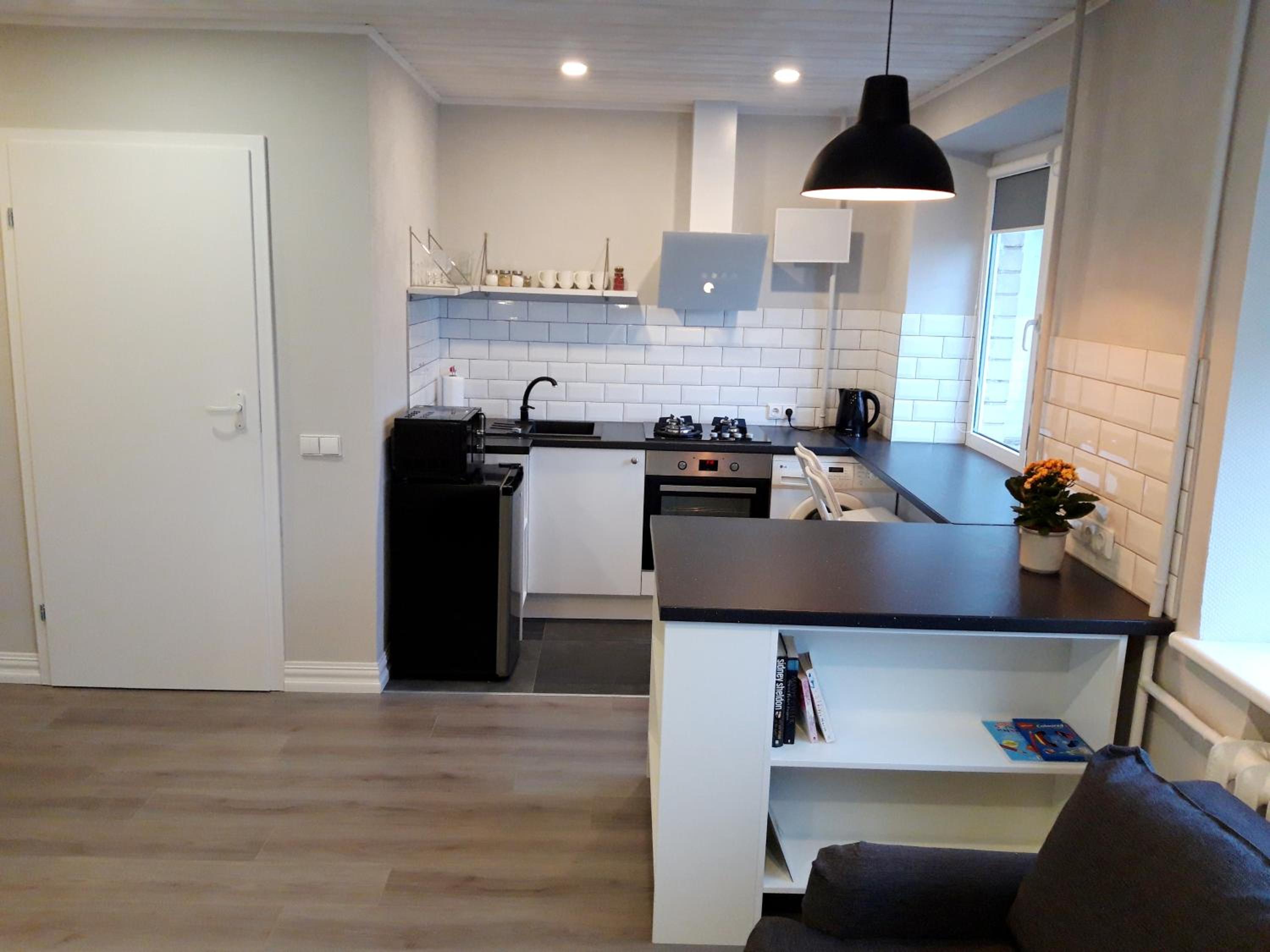 One-Bedroom Apartment - Photo 12