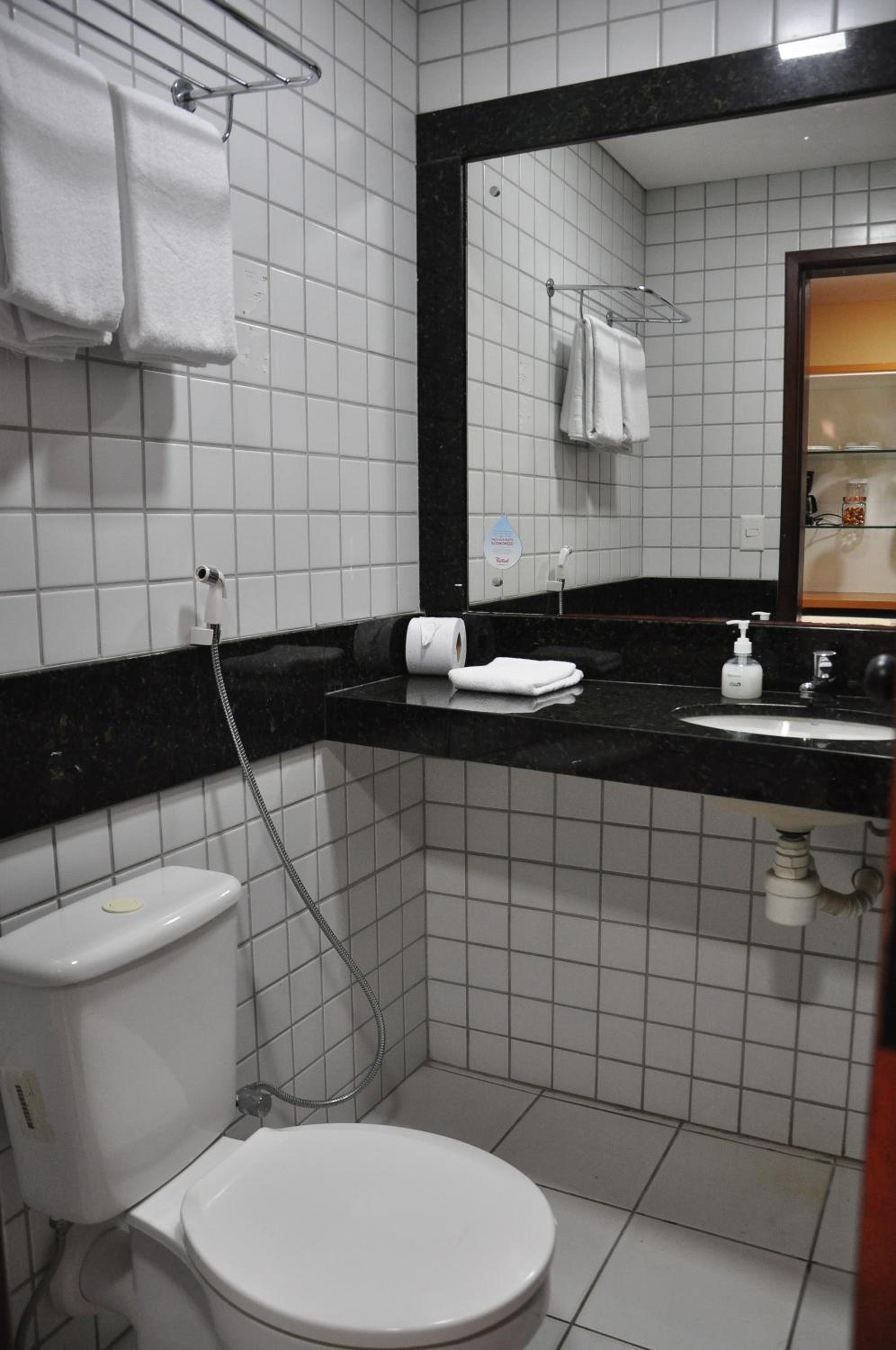 Apartment - Photo 19