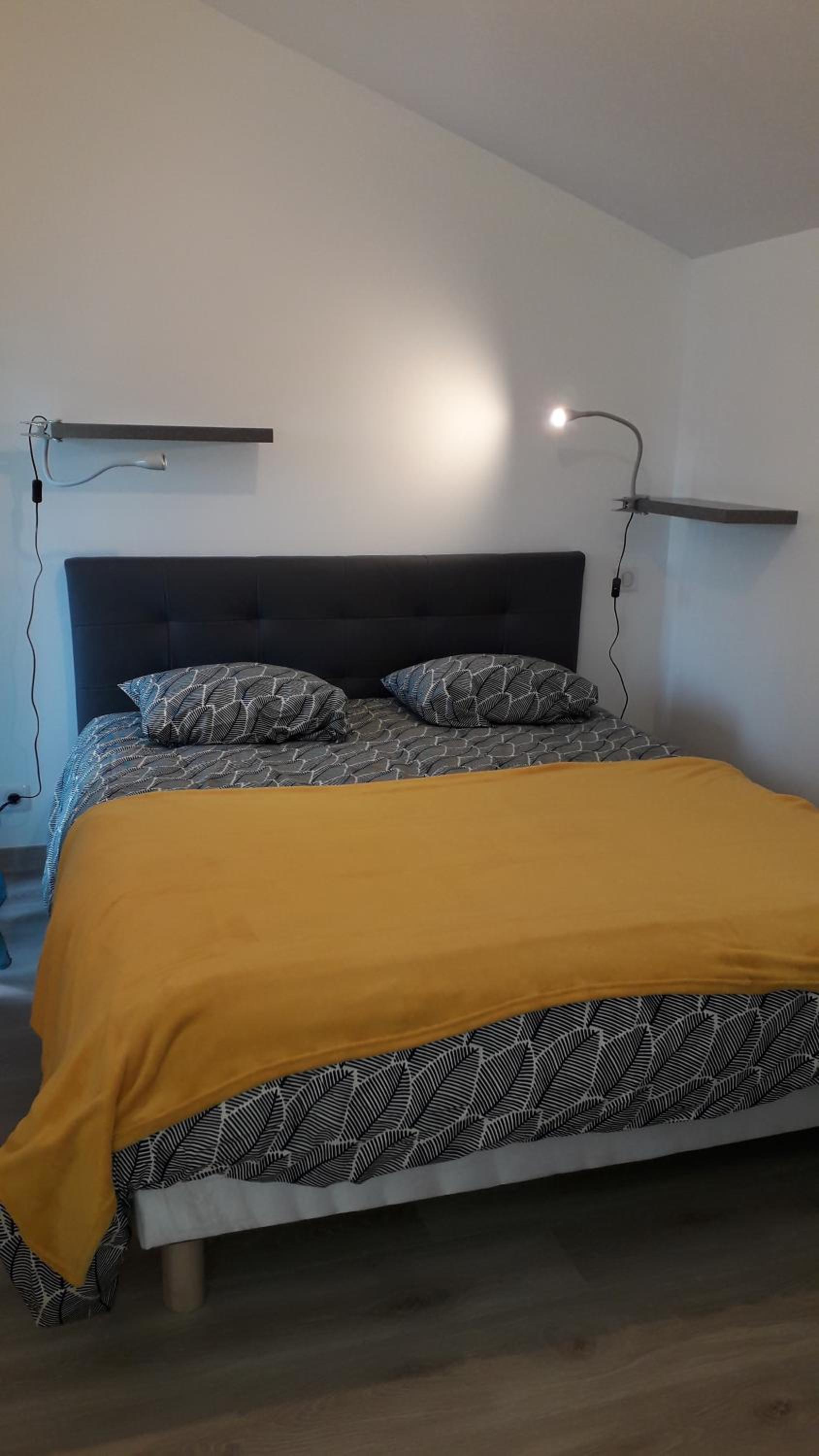 Double Room - Photo 2