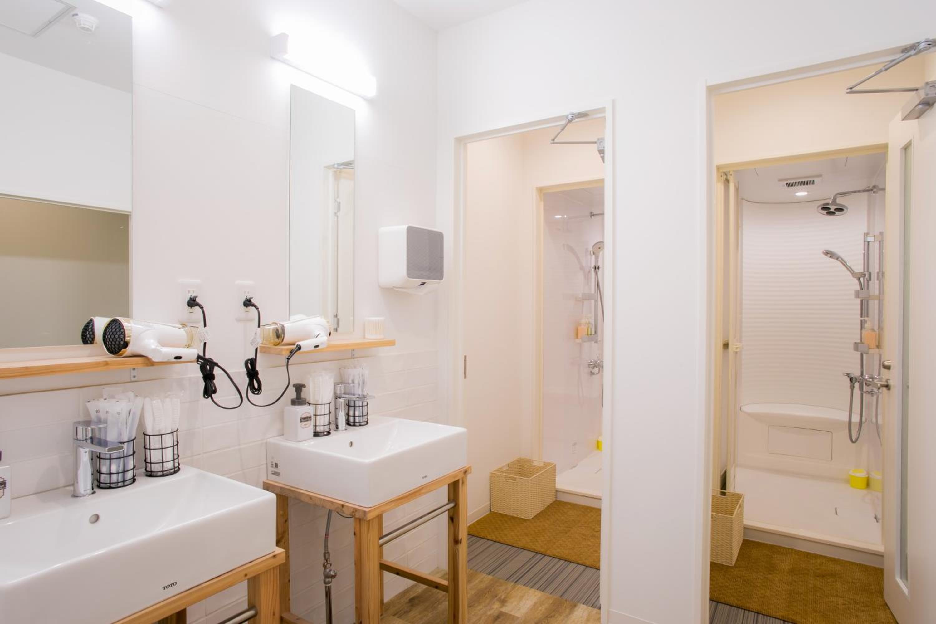 Japanese-Style Room with Twin Bunk Beds - Female Only photo 3