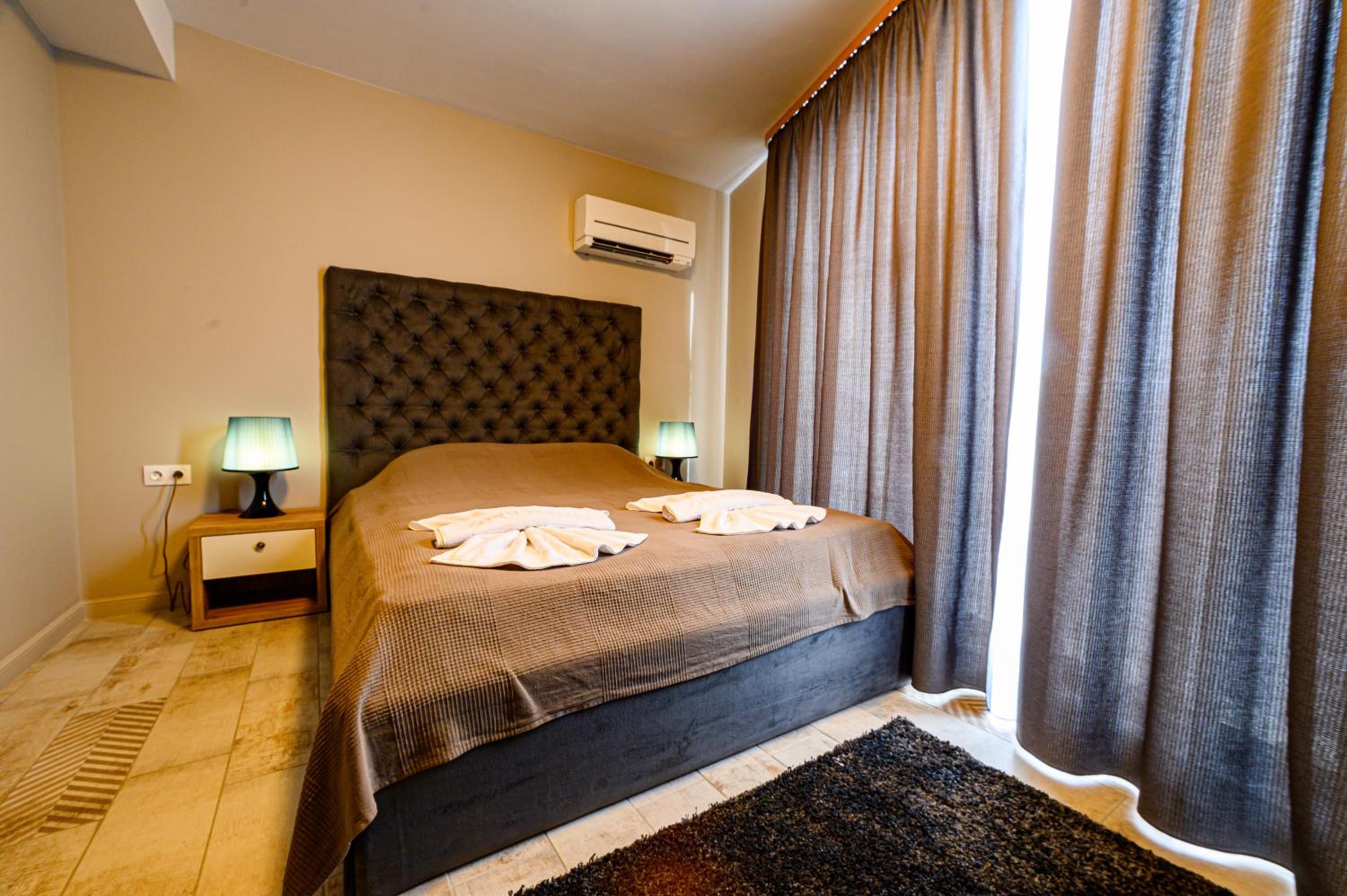 Deluxe Double Room - Photo 1