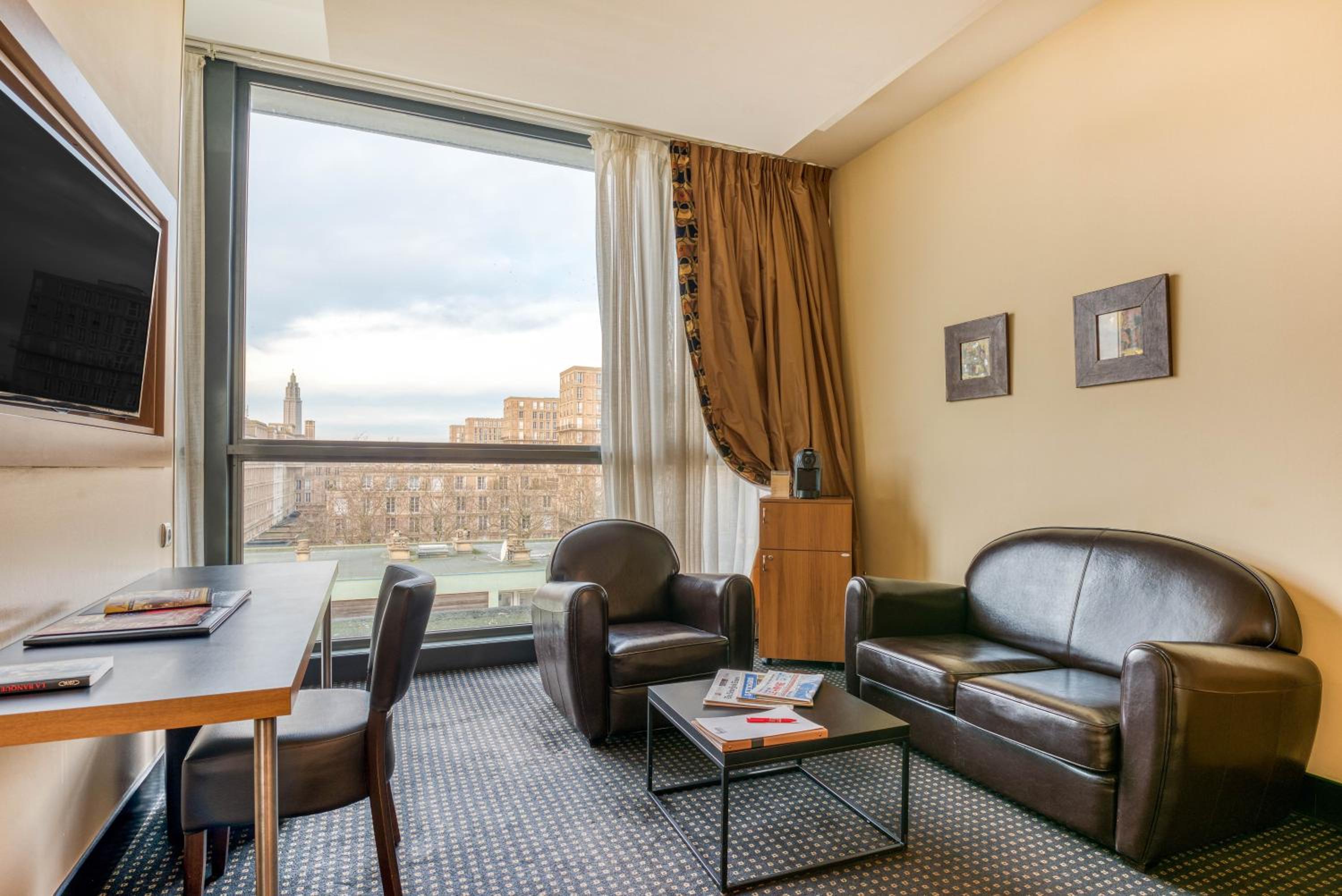 Double Suite - Photo 3