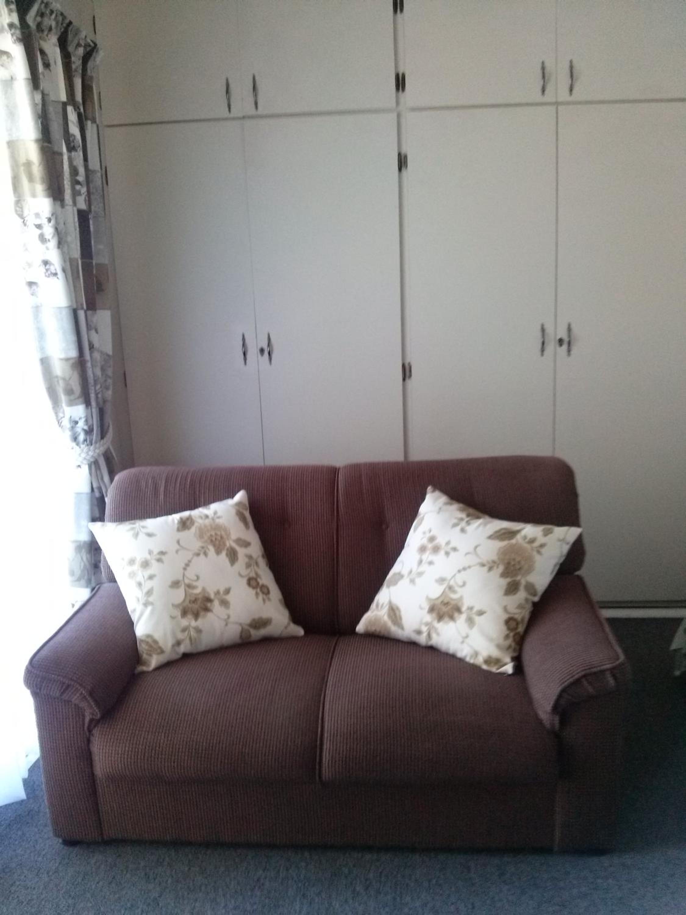 One-Bedroom Apartment - Photo 10