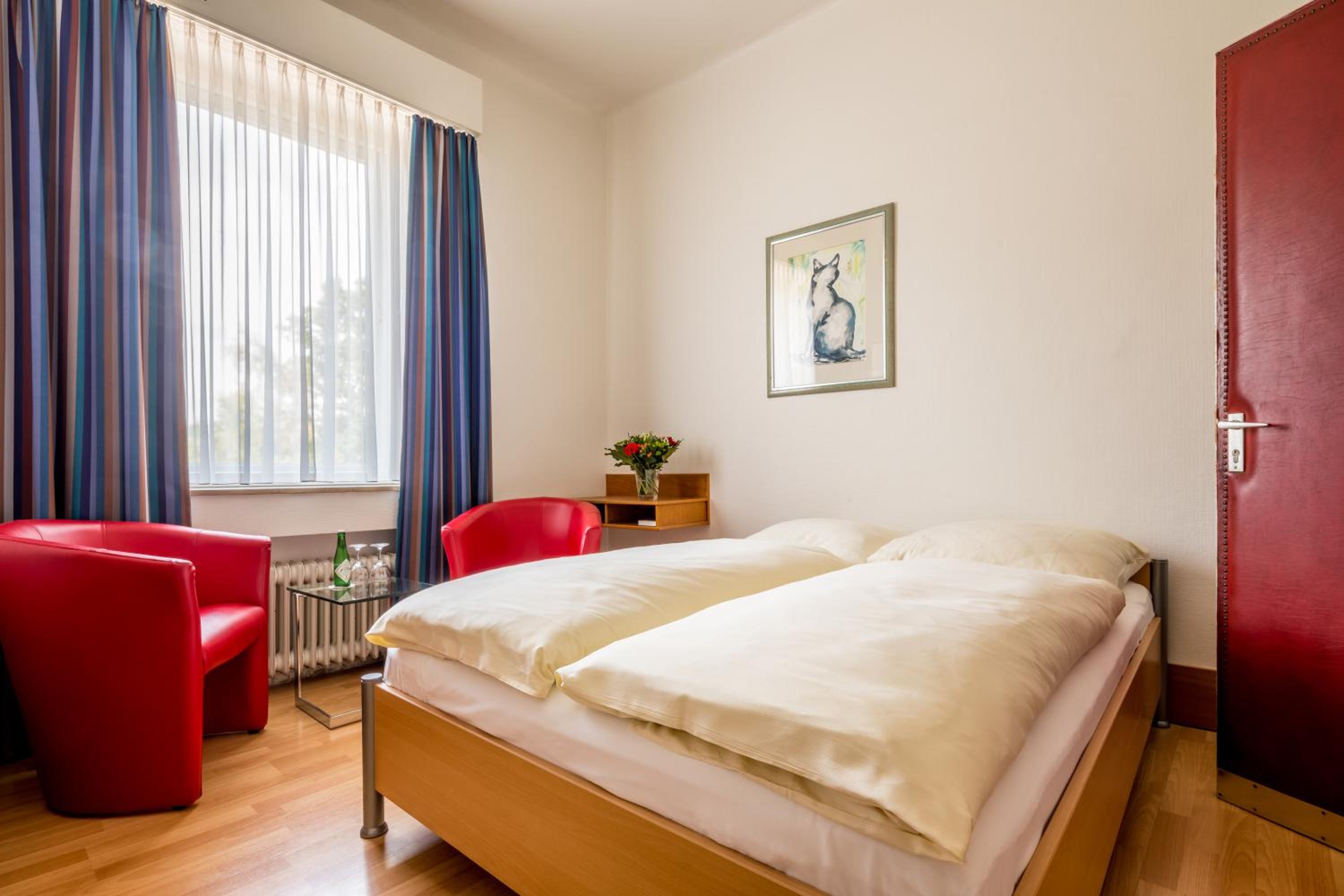 Economy Double Room - Photo 2