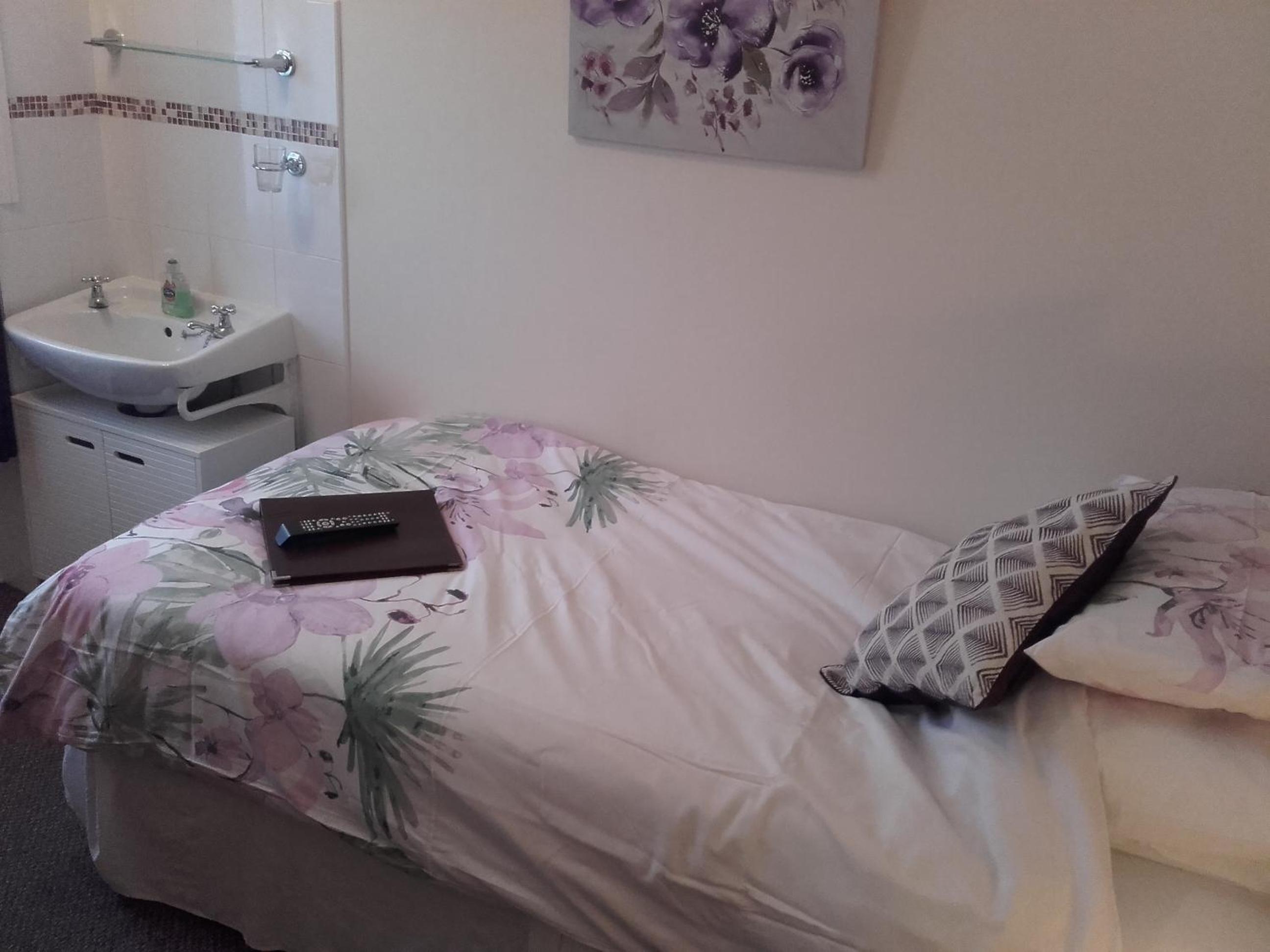 Single Room photo 1