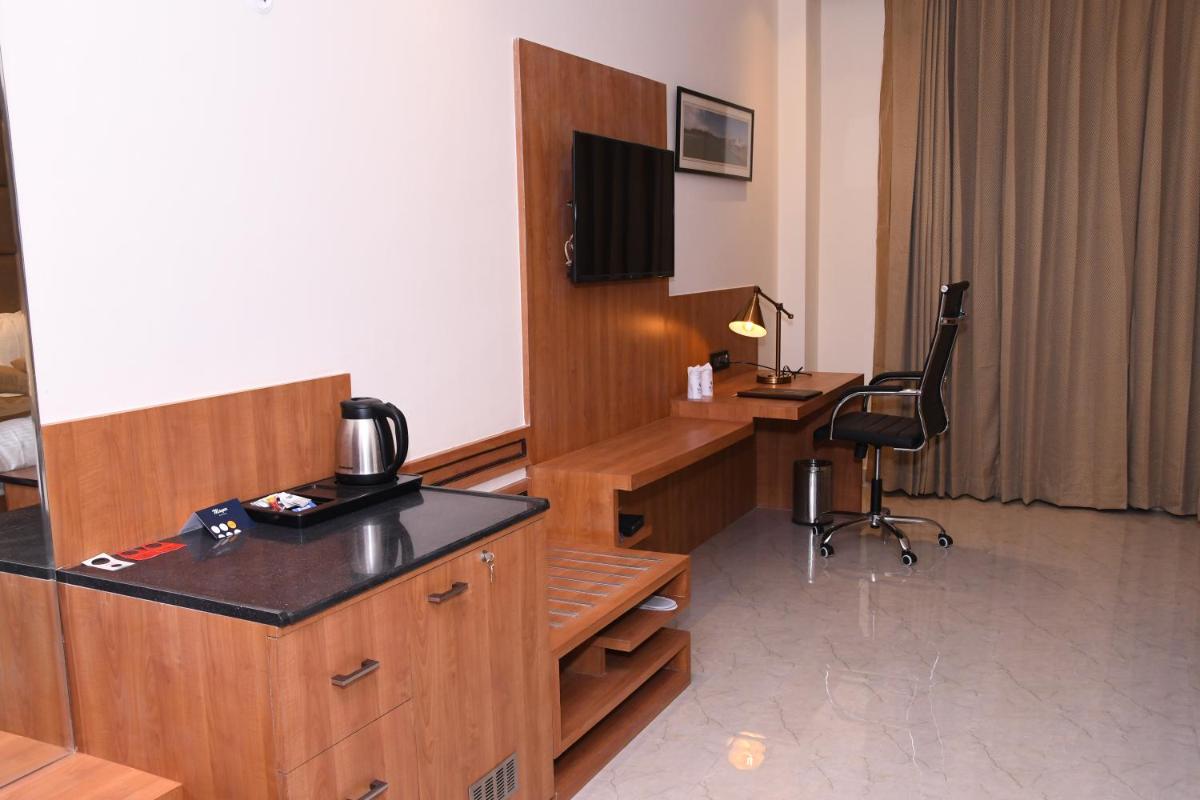 Superior Double Room photo 2