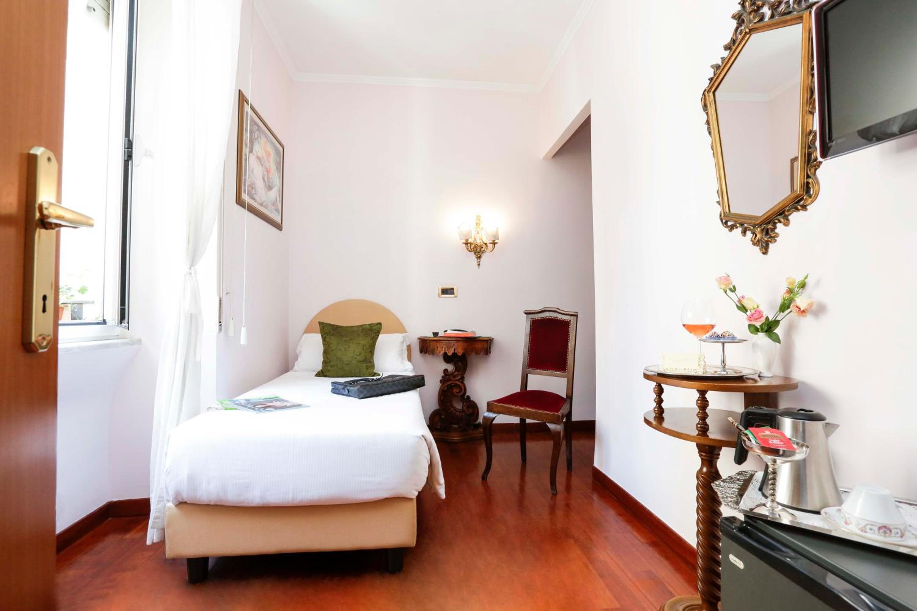 Standard Single Room photo 1