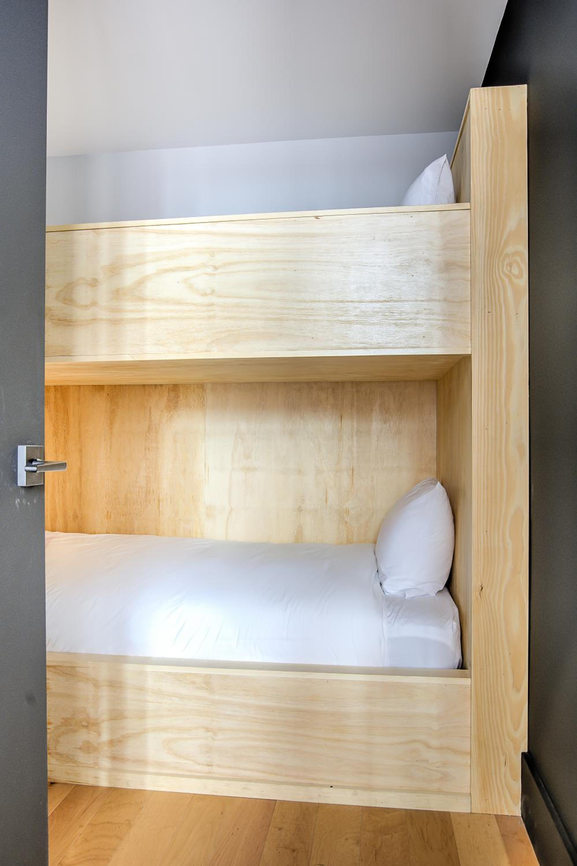 One-Bedroom Apartment + Bunk bed - SP104 thumbnail 5