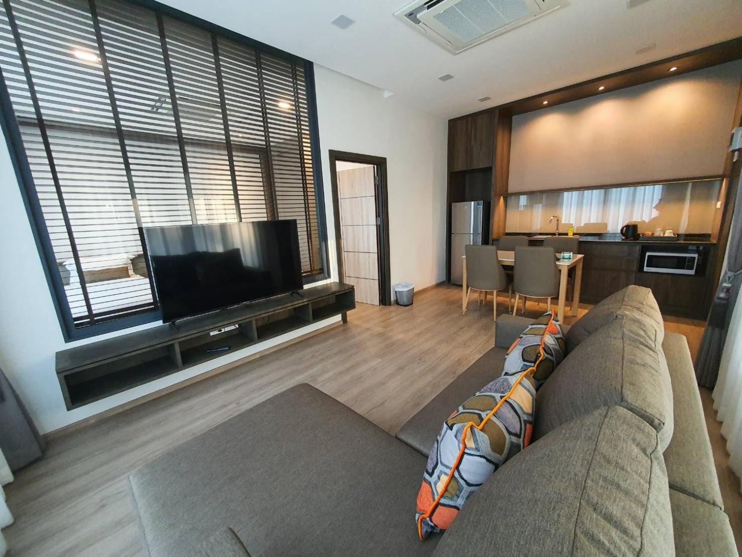 Large Double or Twin Room - Photo 12