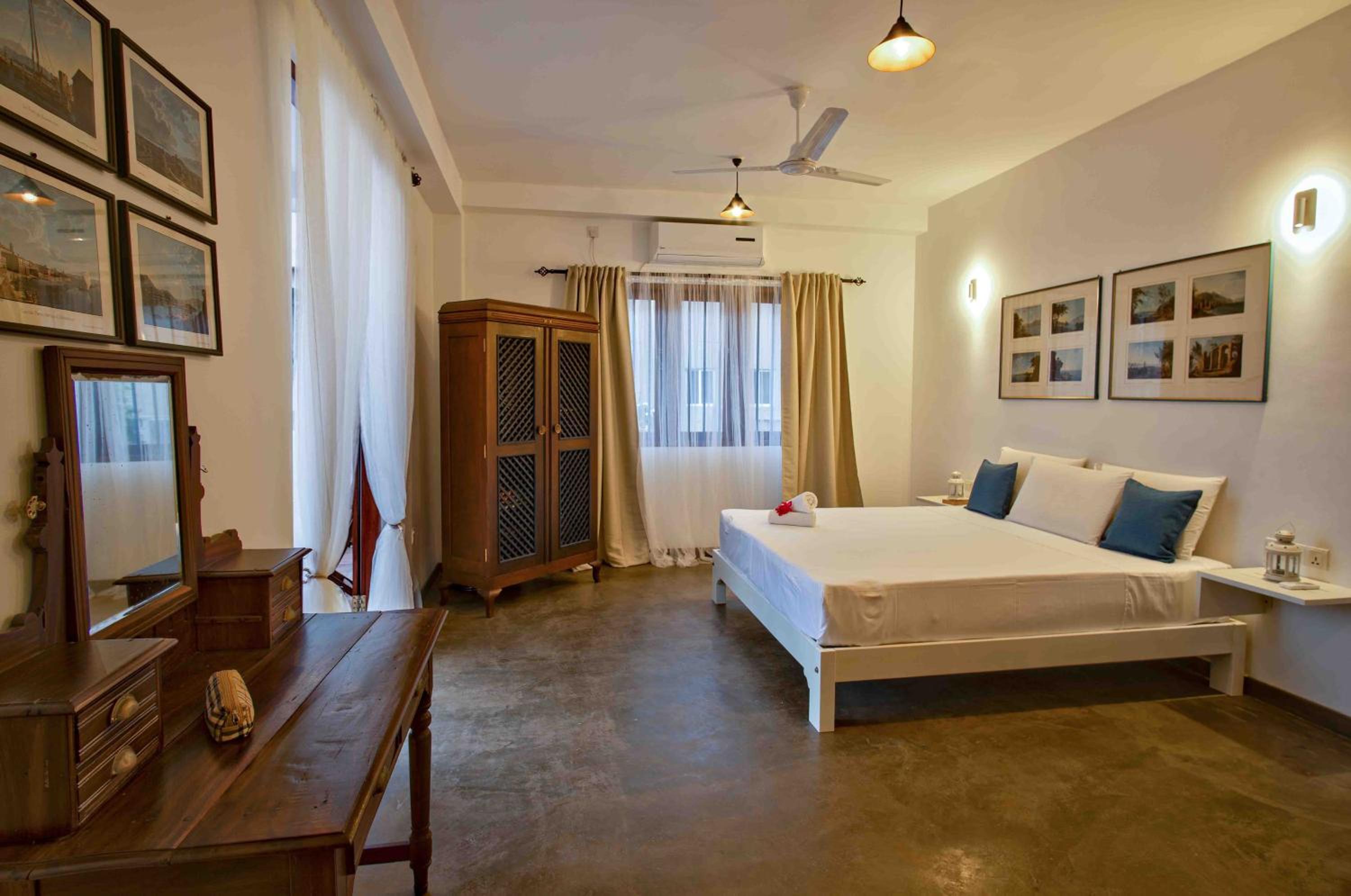 Deluxe King Room photo 1
